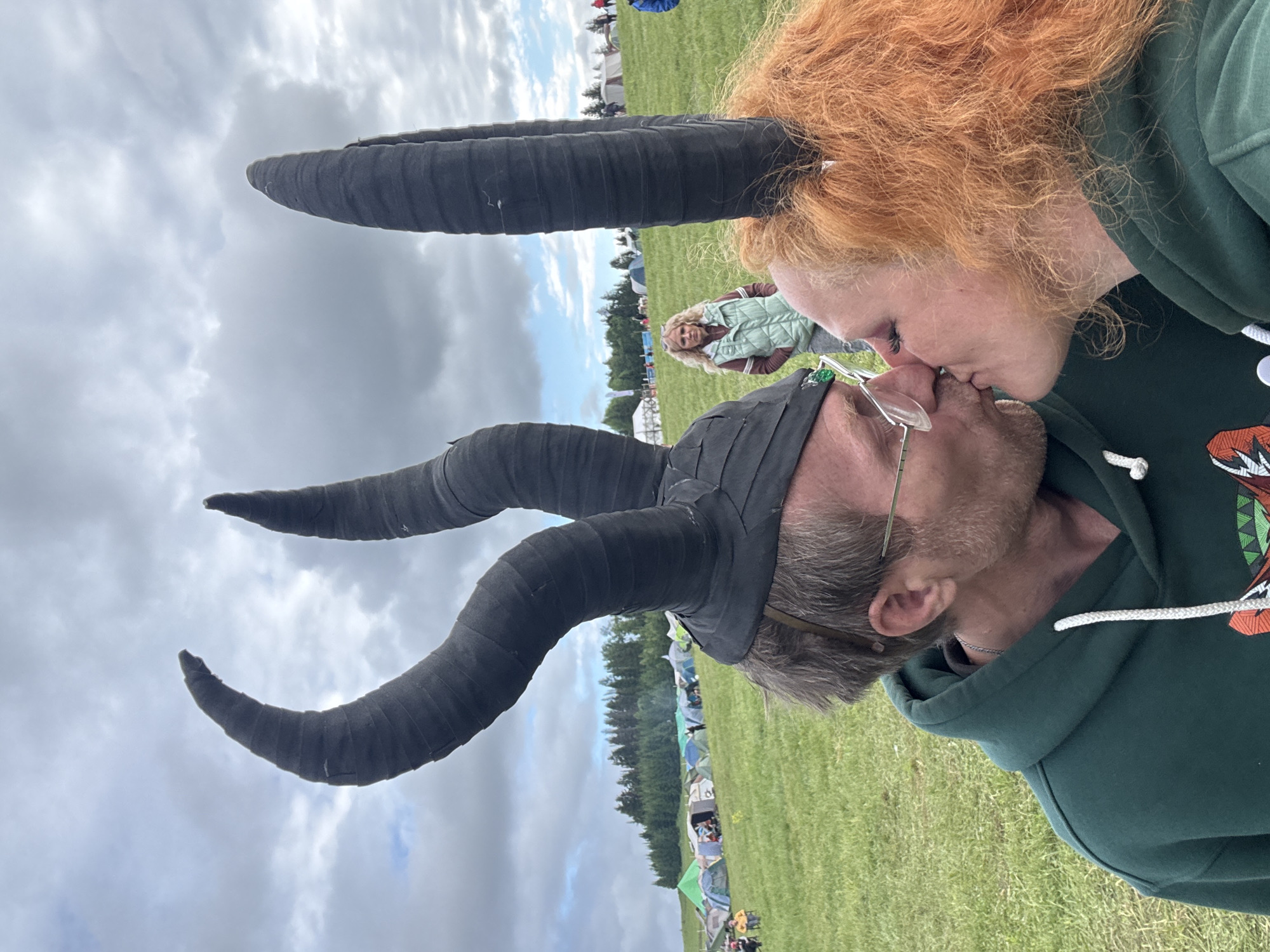 Couple shares intimate moment in Russian field