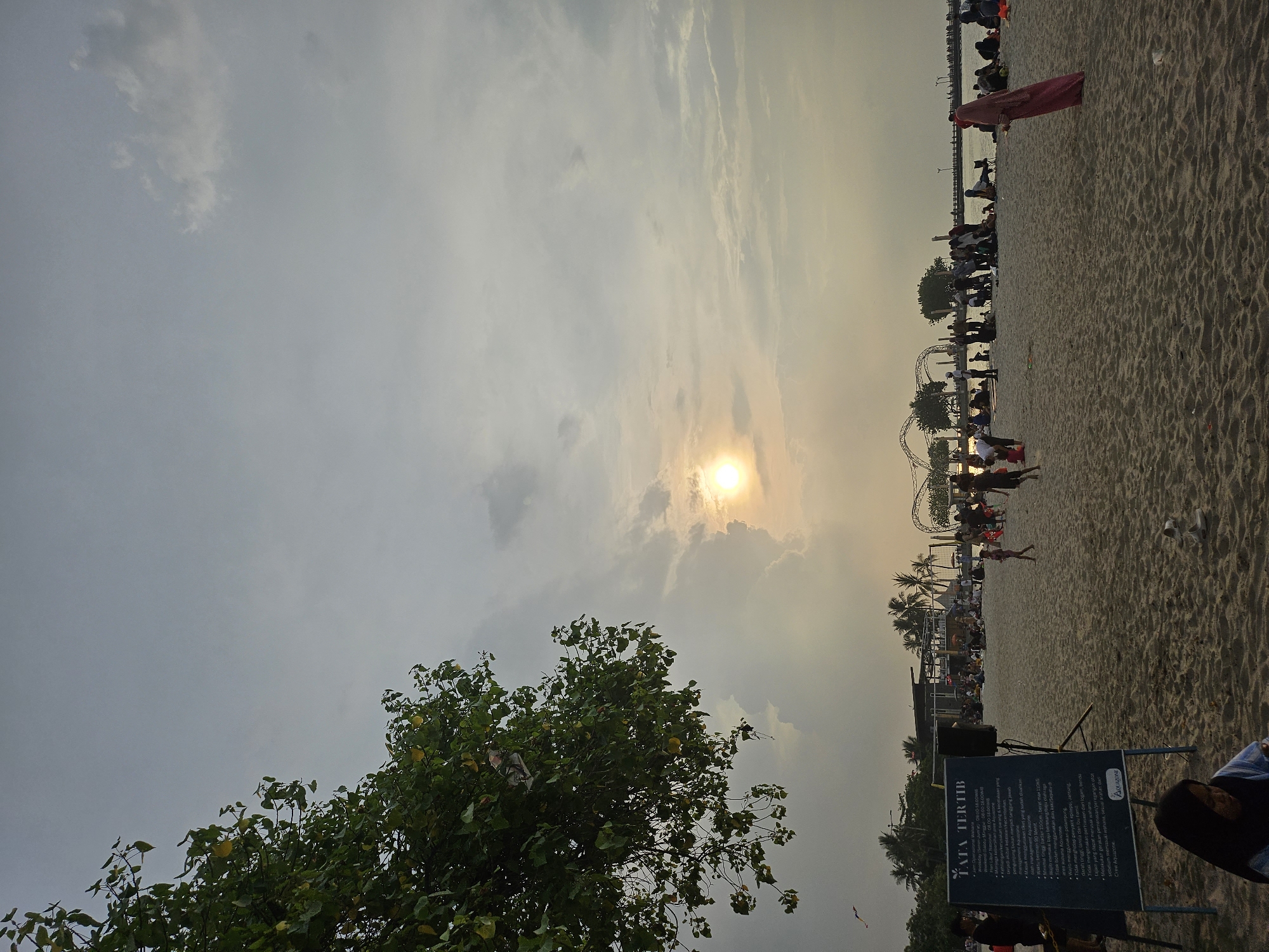 Evening beach gathering observed in North Jakarta