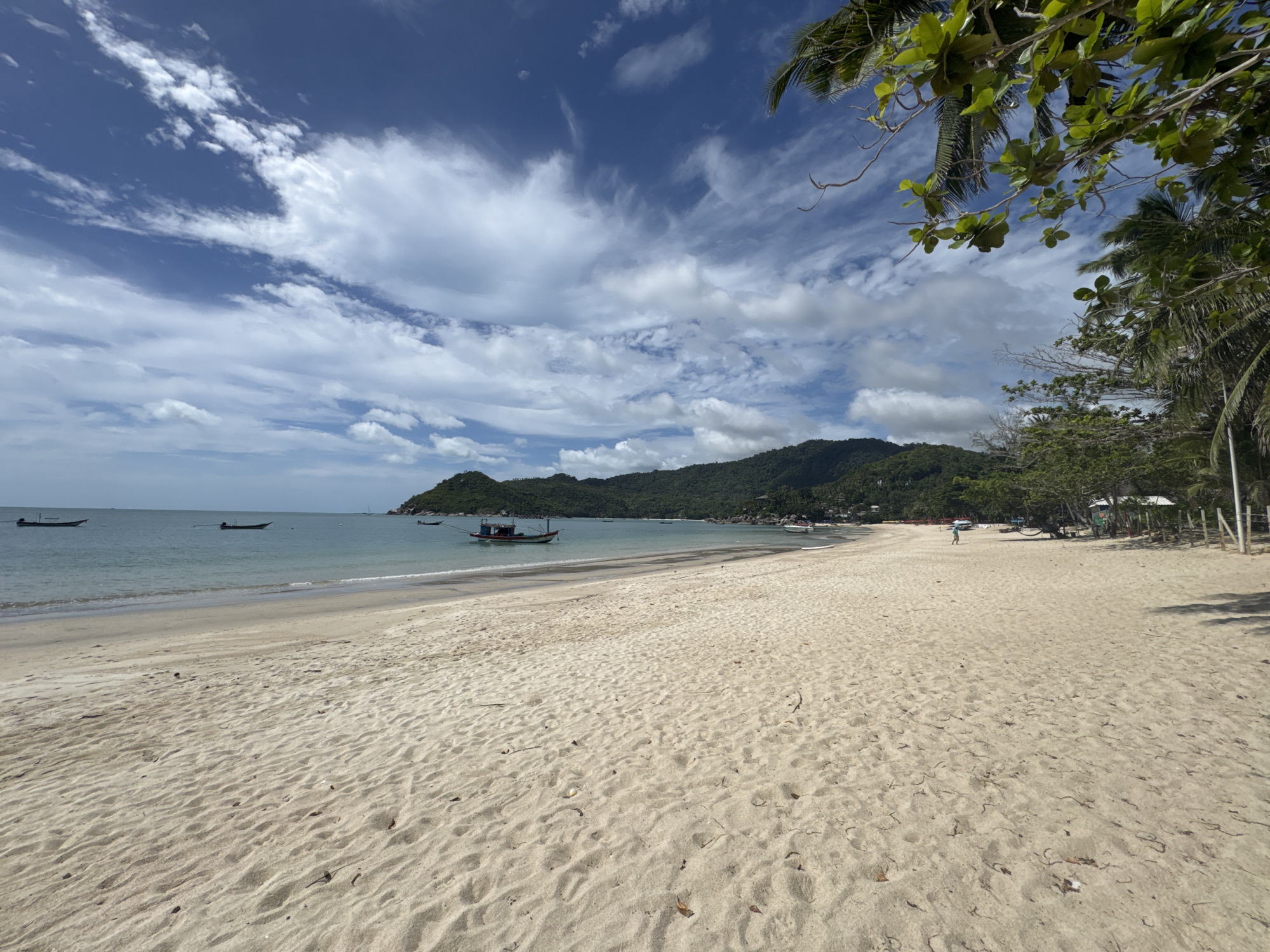 Peaceful dawn beach scenes documented in Ban Tai, Thailand