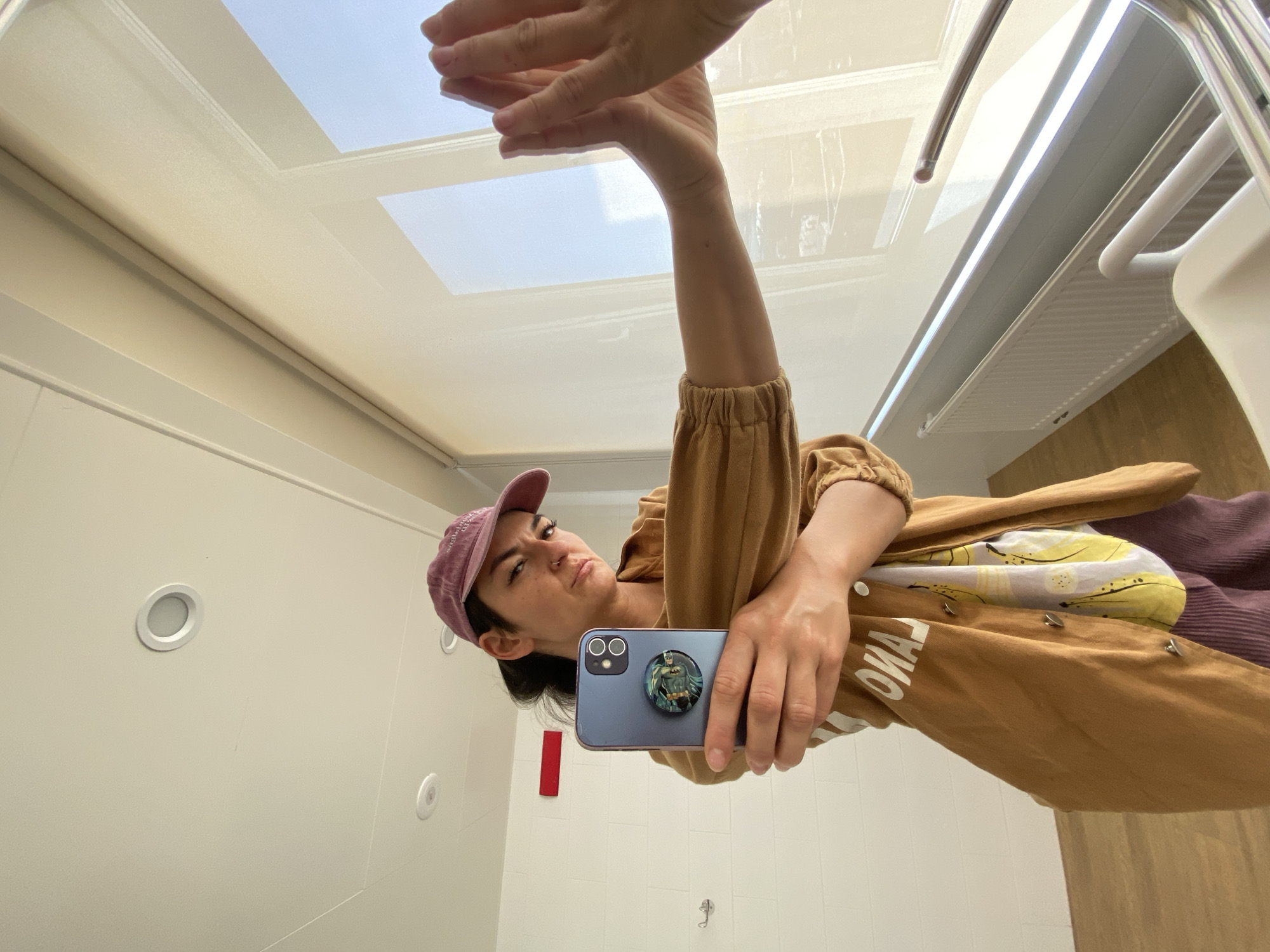 Mirror selfie captured in Moscow restroom