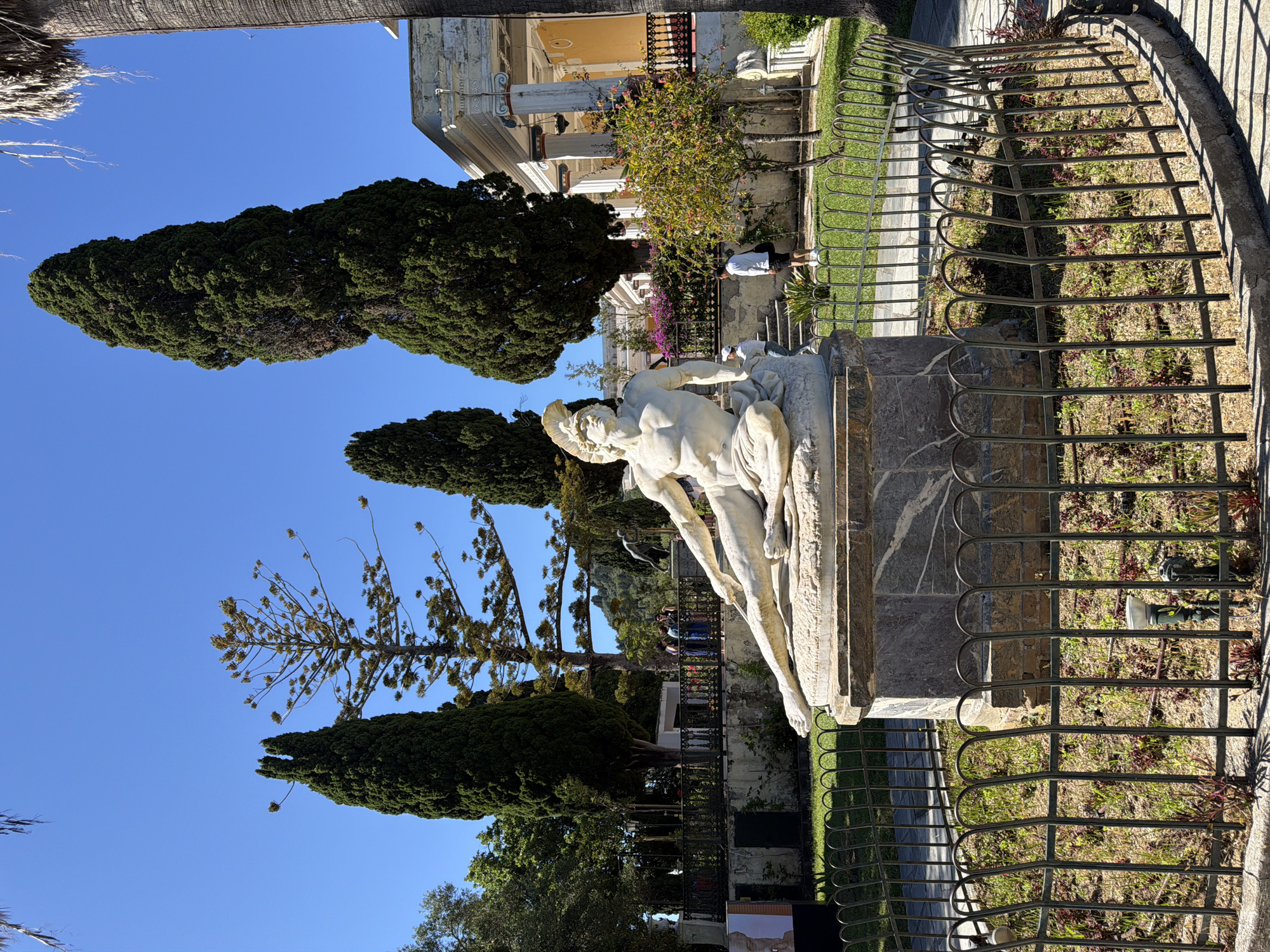 Morning tour of classical gardens and statues in Gastouri