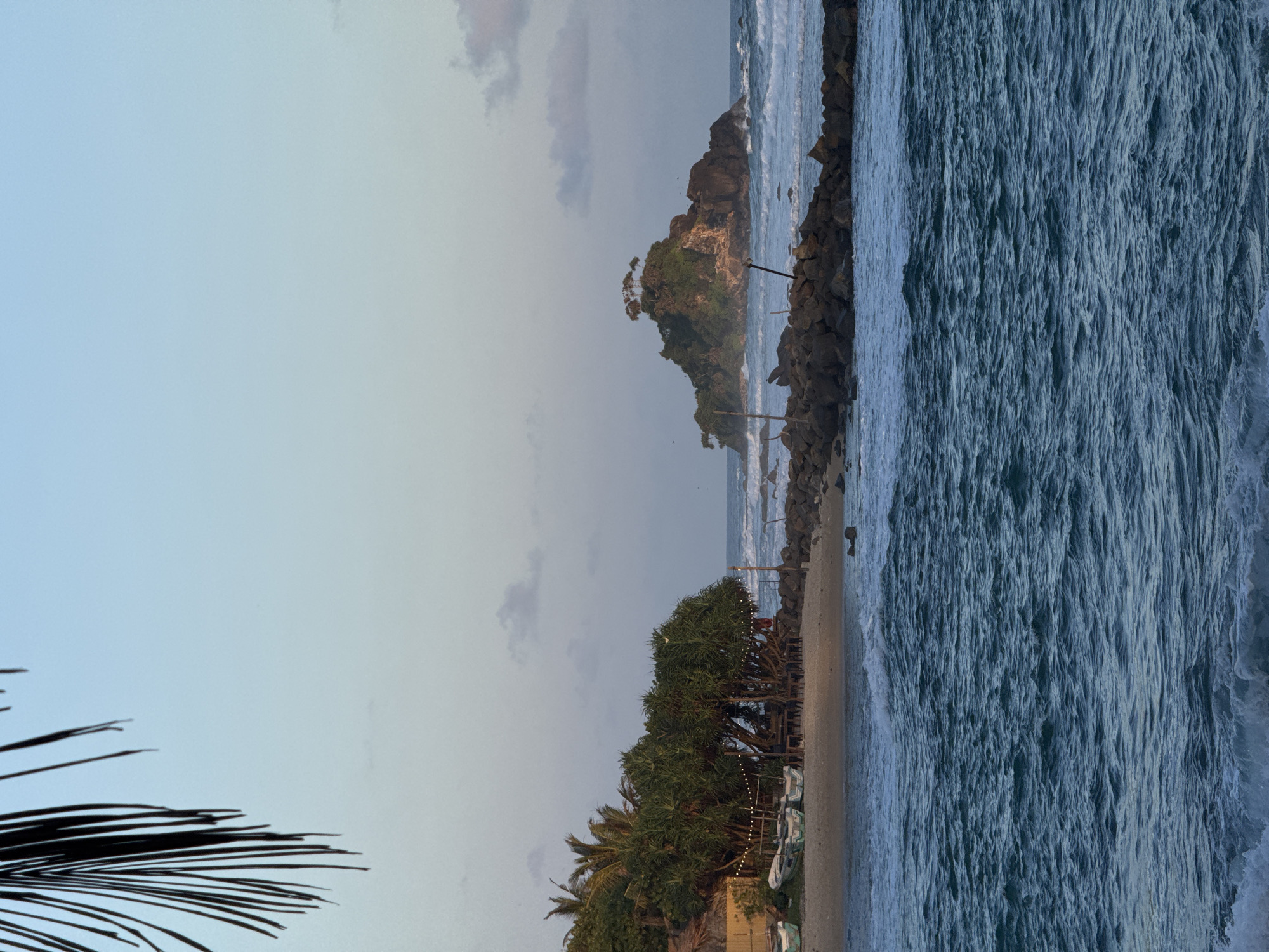 Goviyapana coastline from midday to dusk, Sri Lanka