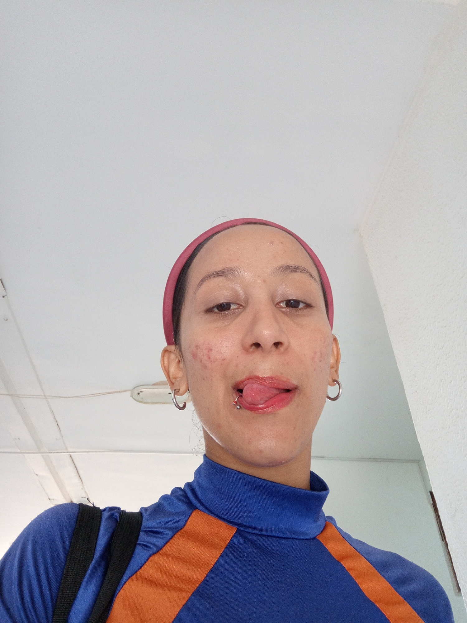 Casual selfie session captured in Porlamar, Venezuela