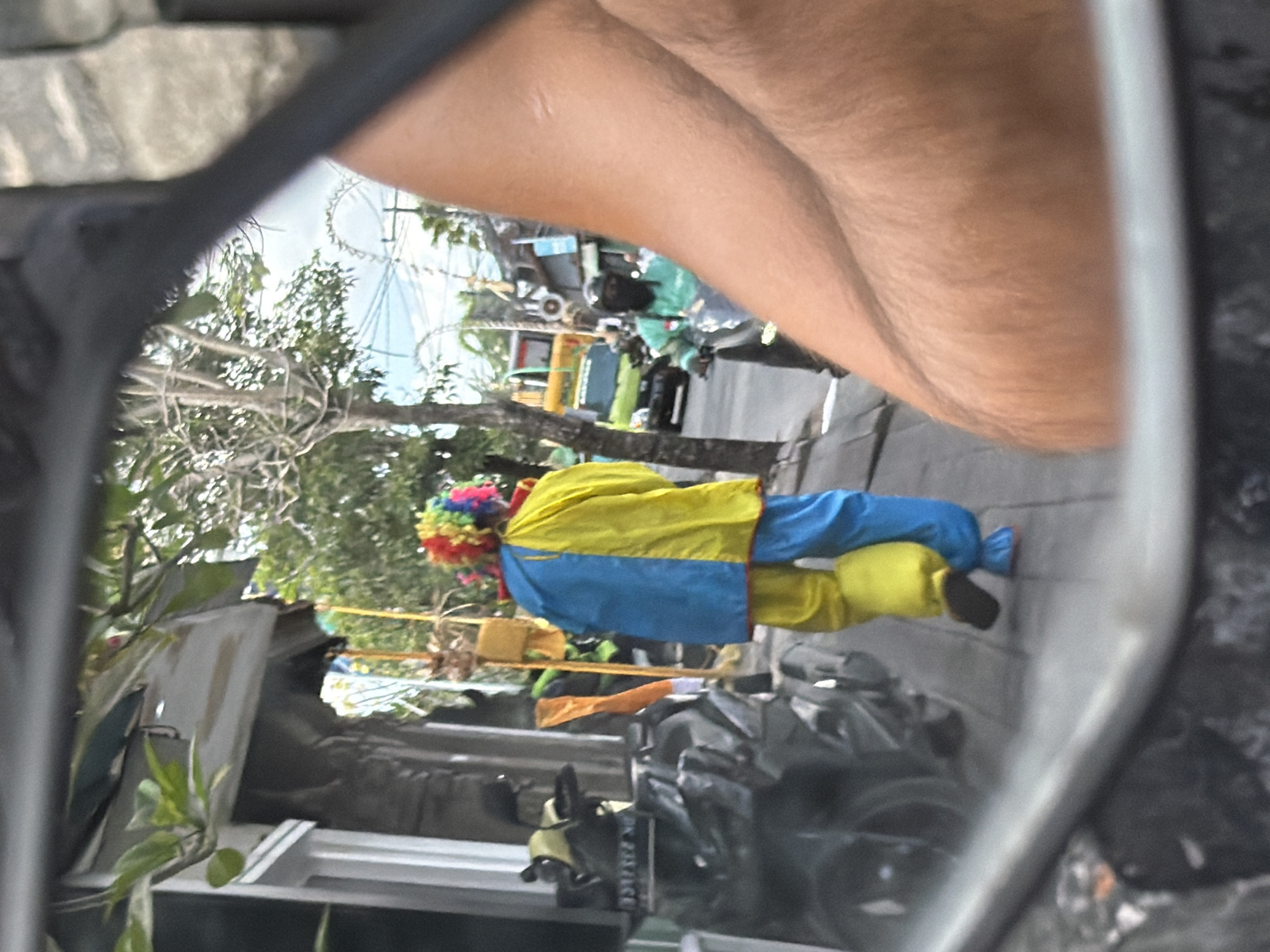 Clown in full costume spotted on a North Kuta sidewalk
