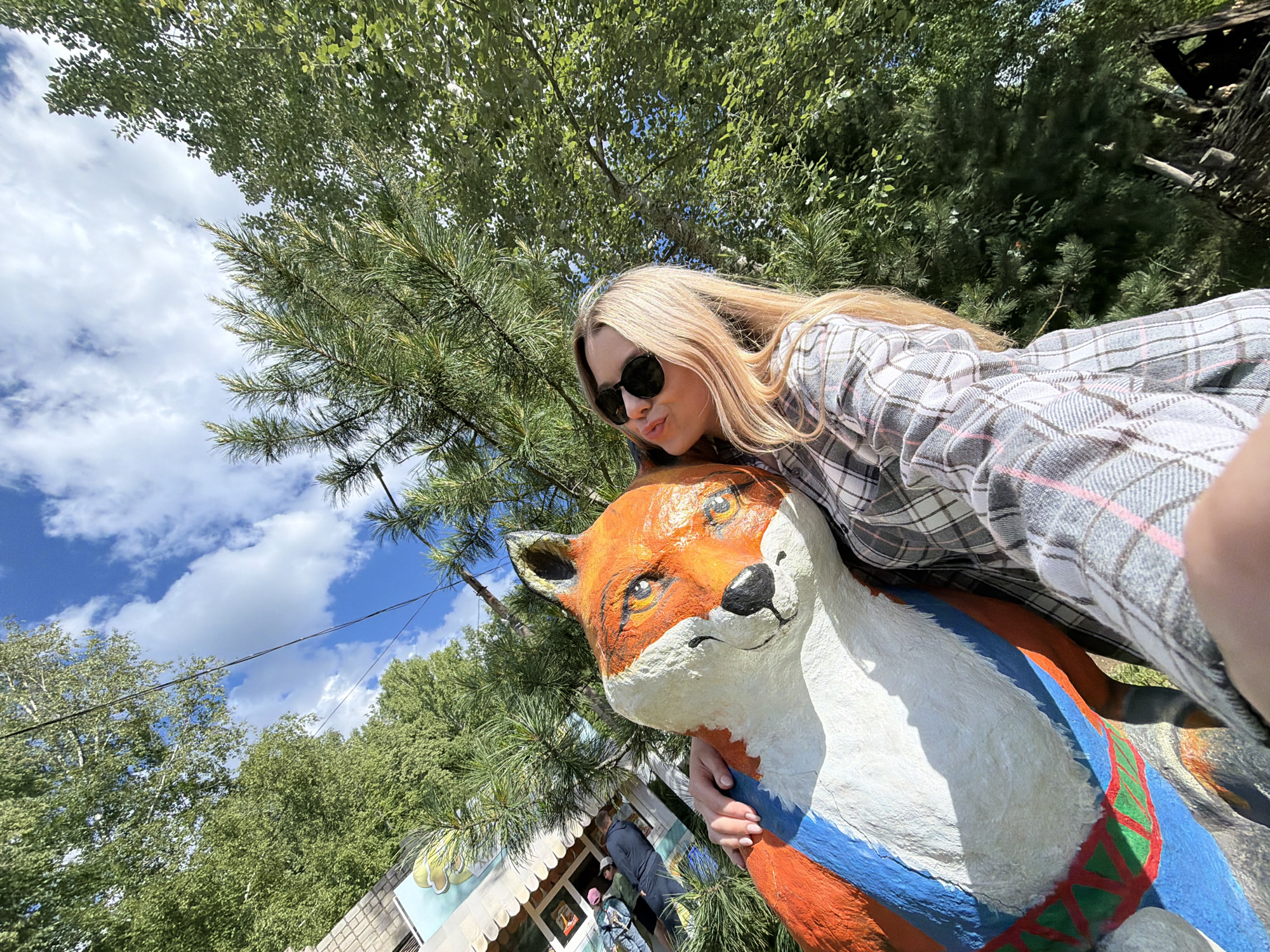 Families enjoy sunny afternoon at Chaikovsky amusement park