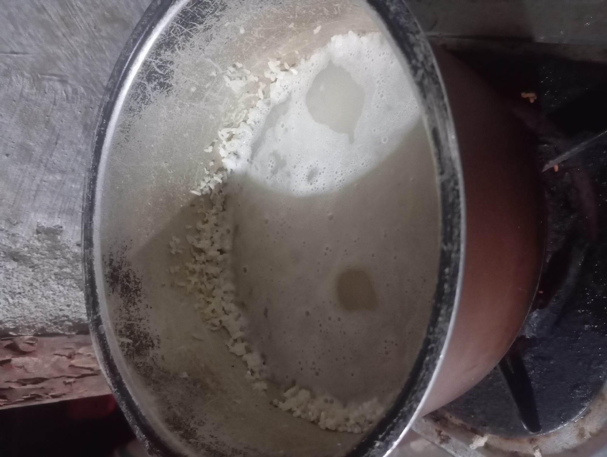 Home cooking in progress in a Dente Teladas kitchen