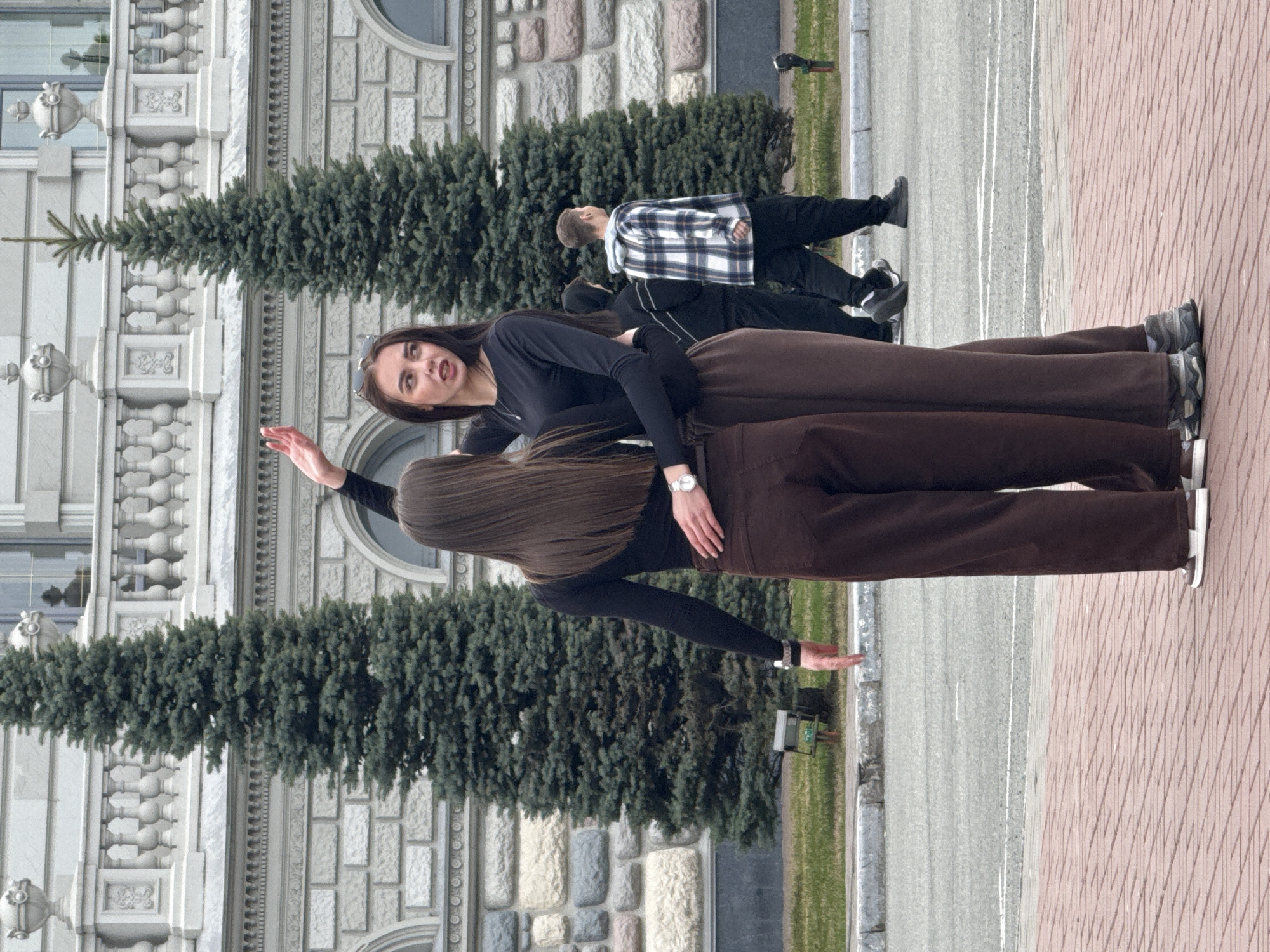 Tourist group photographs at Palace of Farmers, Kazan