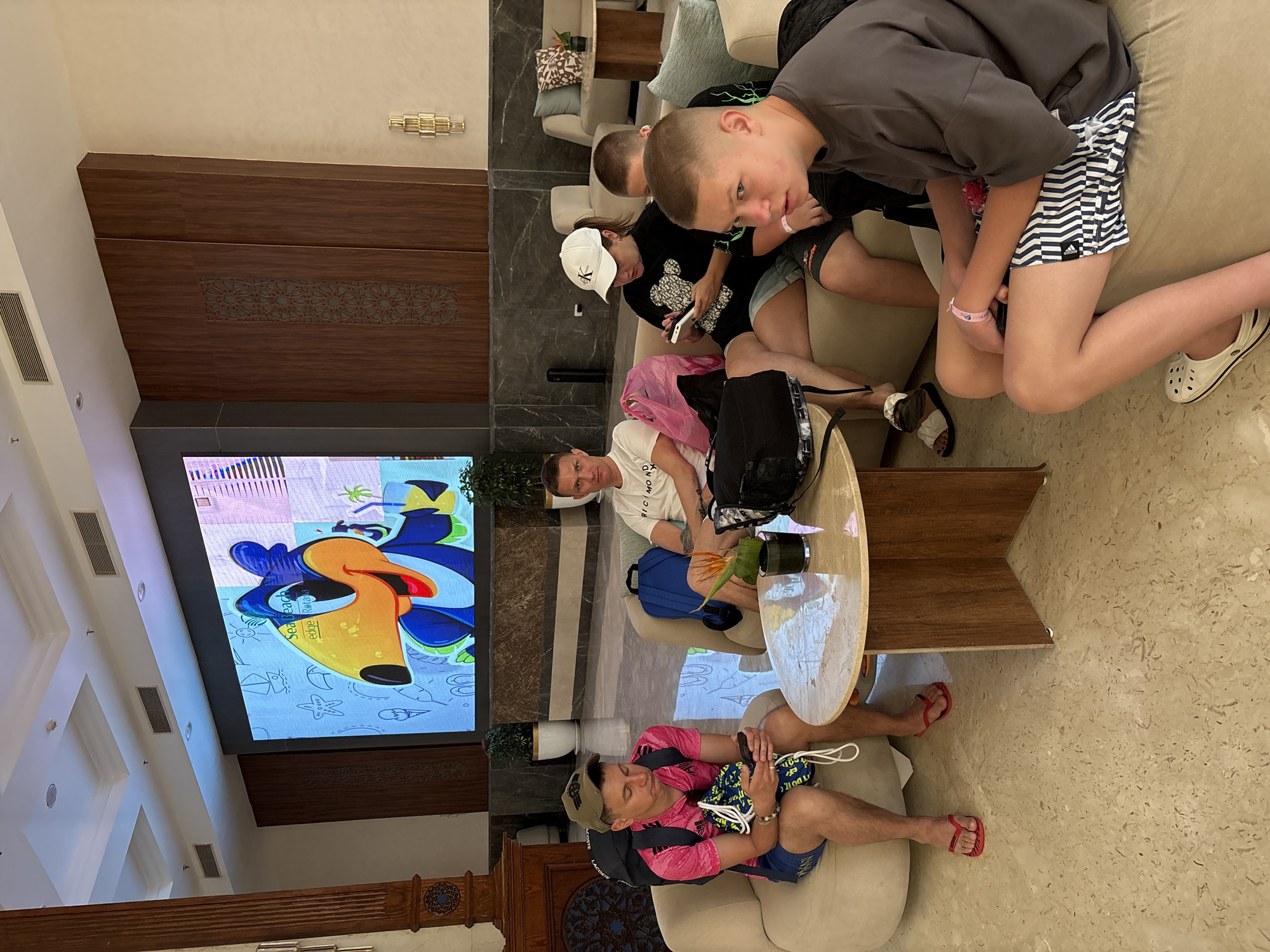 Tourist documents Egyptian resort stay in morning selfies and videos