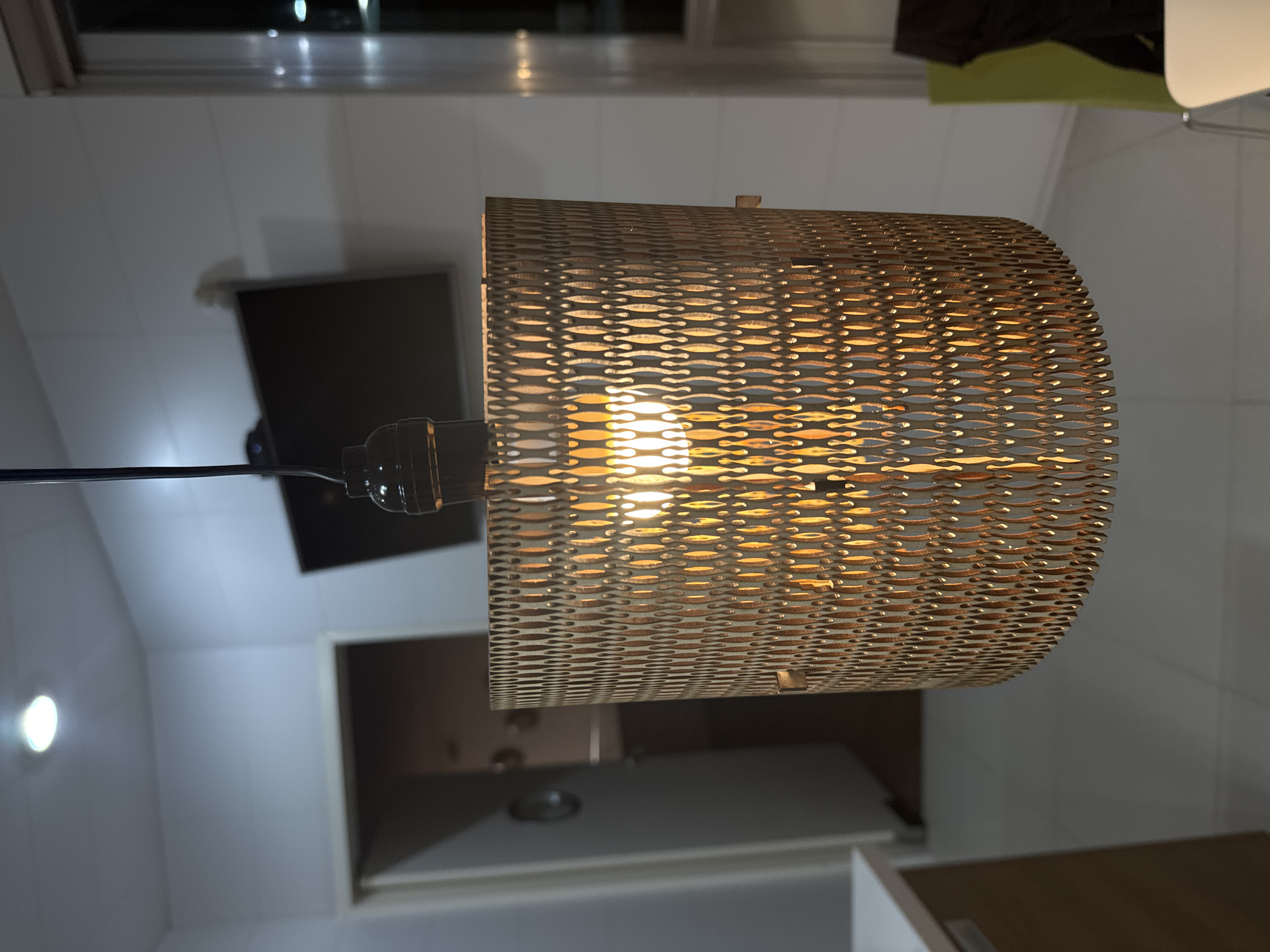 Wooden lampshade documented in two states in Mexico
