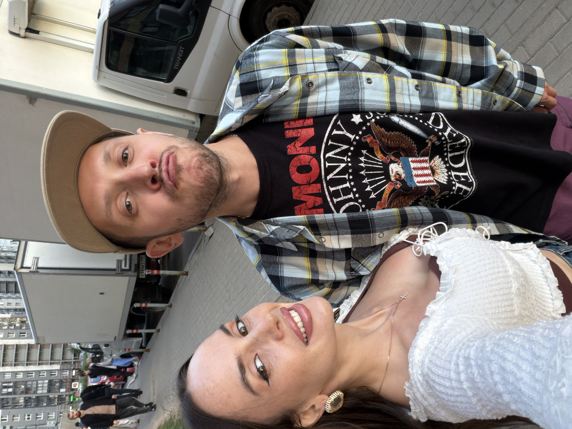 Couple shares casual moments across Saint Petersburg streets