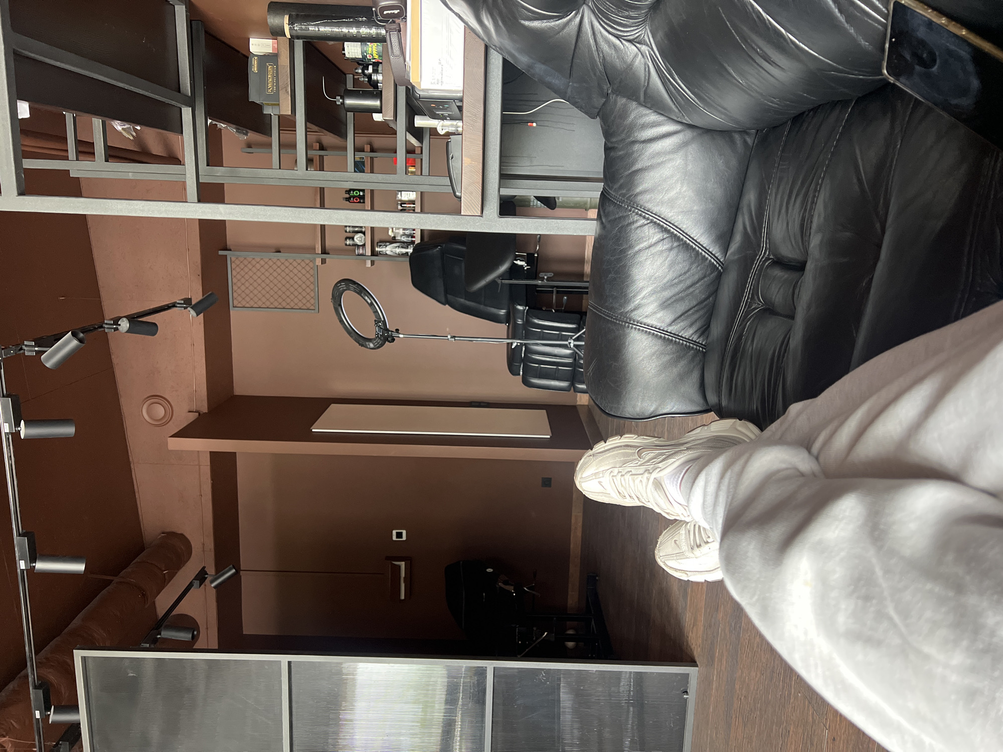 Morning scenes from Ternopil barbershop captured in five photographs