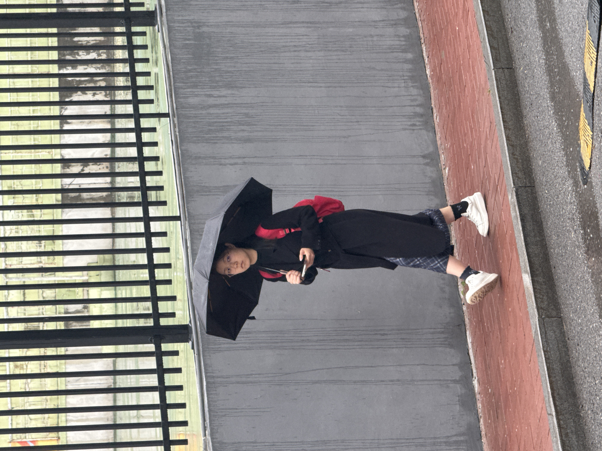 Rainy morning routine captured across Zhongtun, China food courts