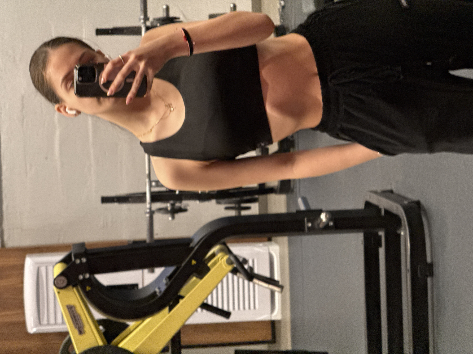 Evening workout sessions documented at Sofia fitness centers