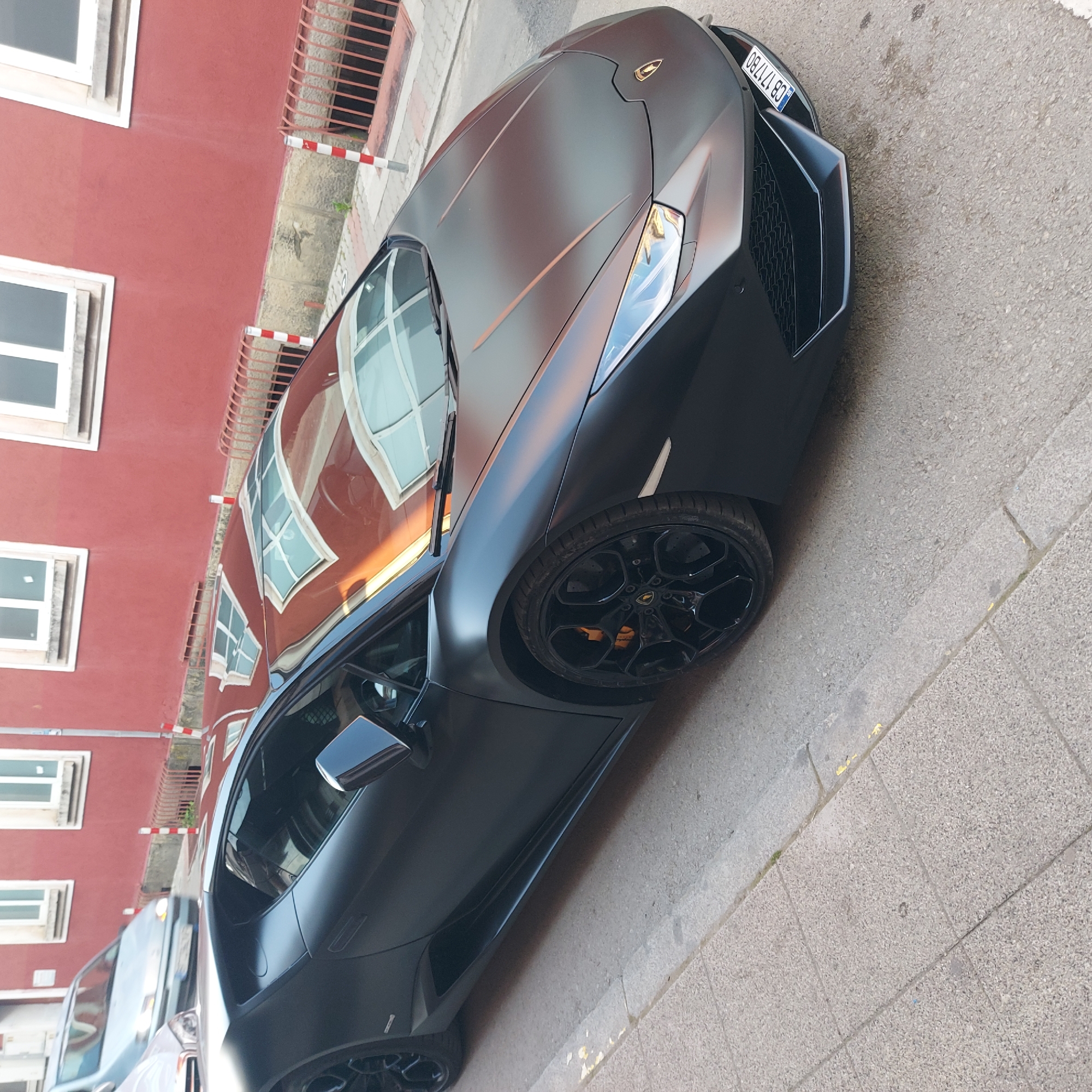 Matte black Lamborghini spotted parked in Veliko Tarnovo