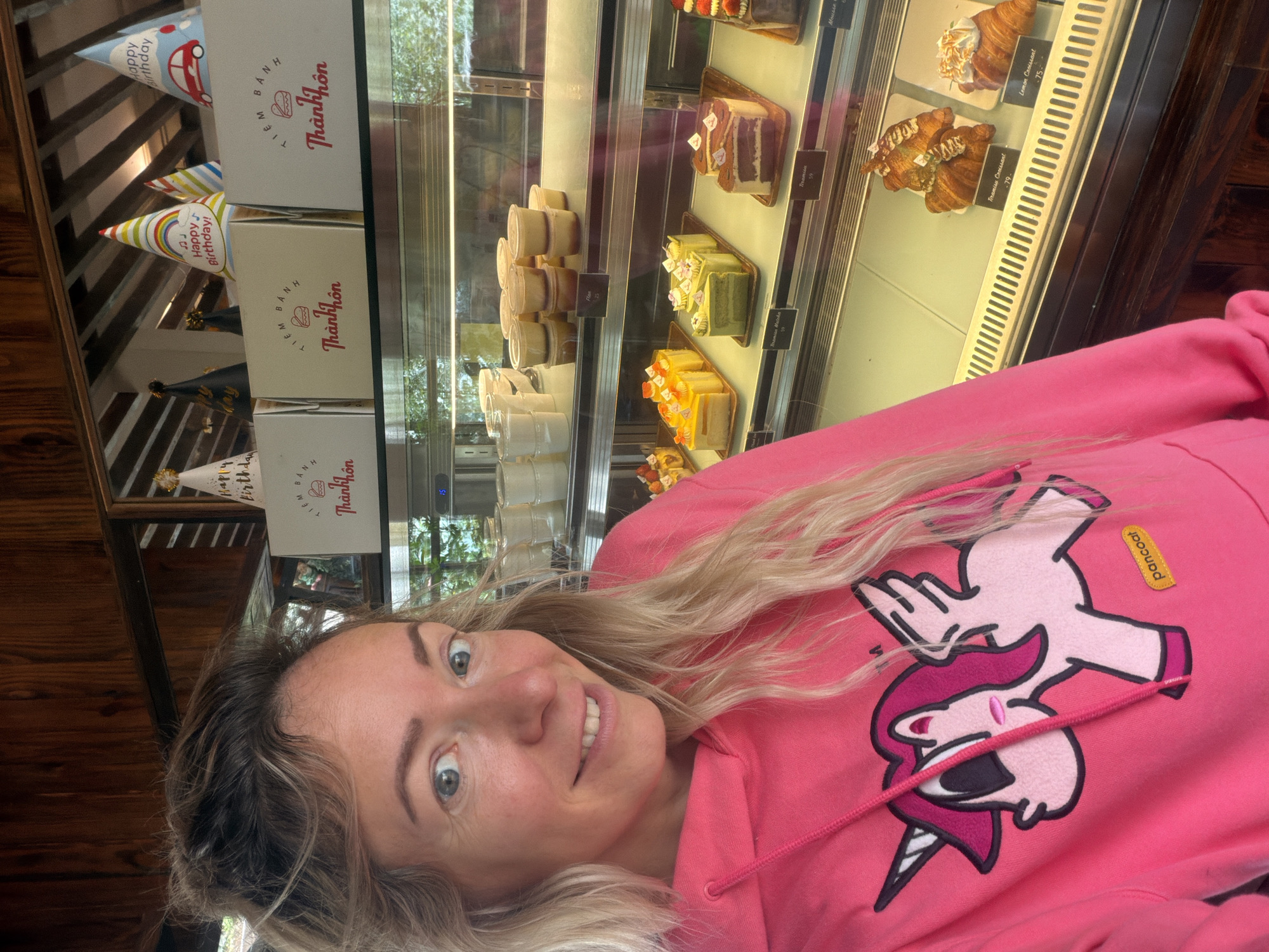 Bakery run and selfies across a hilly Da Lat morning