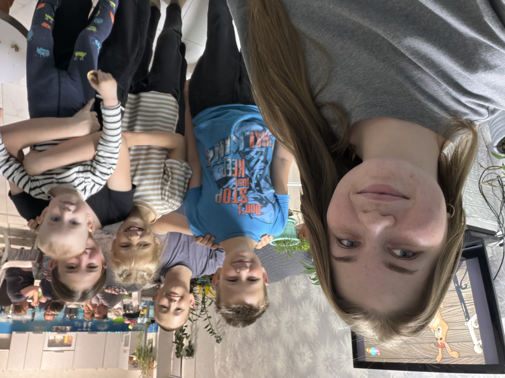 Family gathering with meals and cat selfies in Russian home
