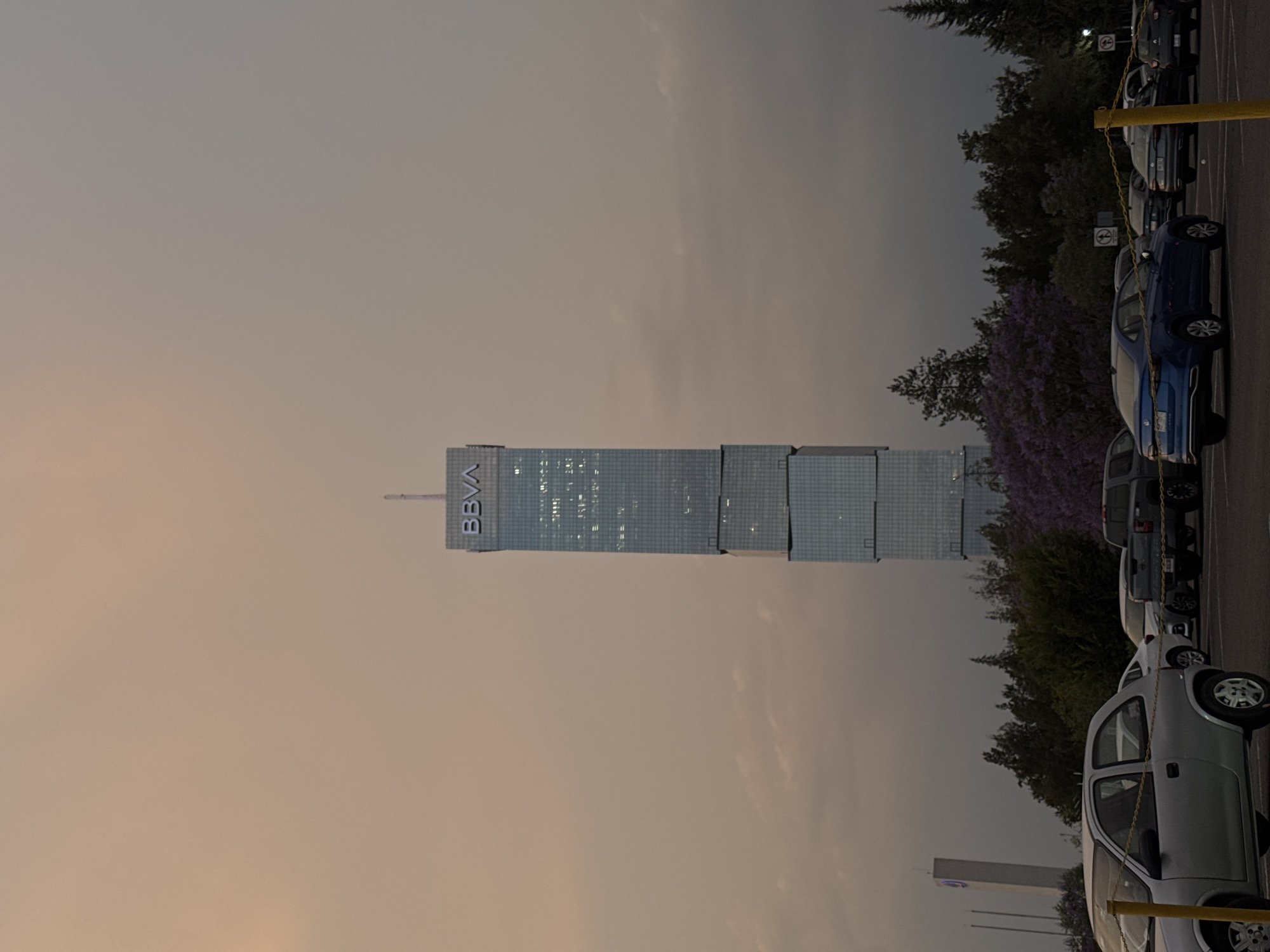 Evening scenes captured across Puebla during routine twilight hour
