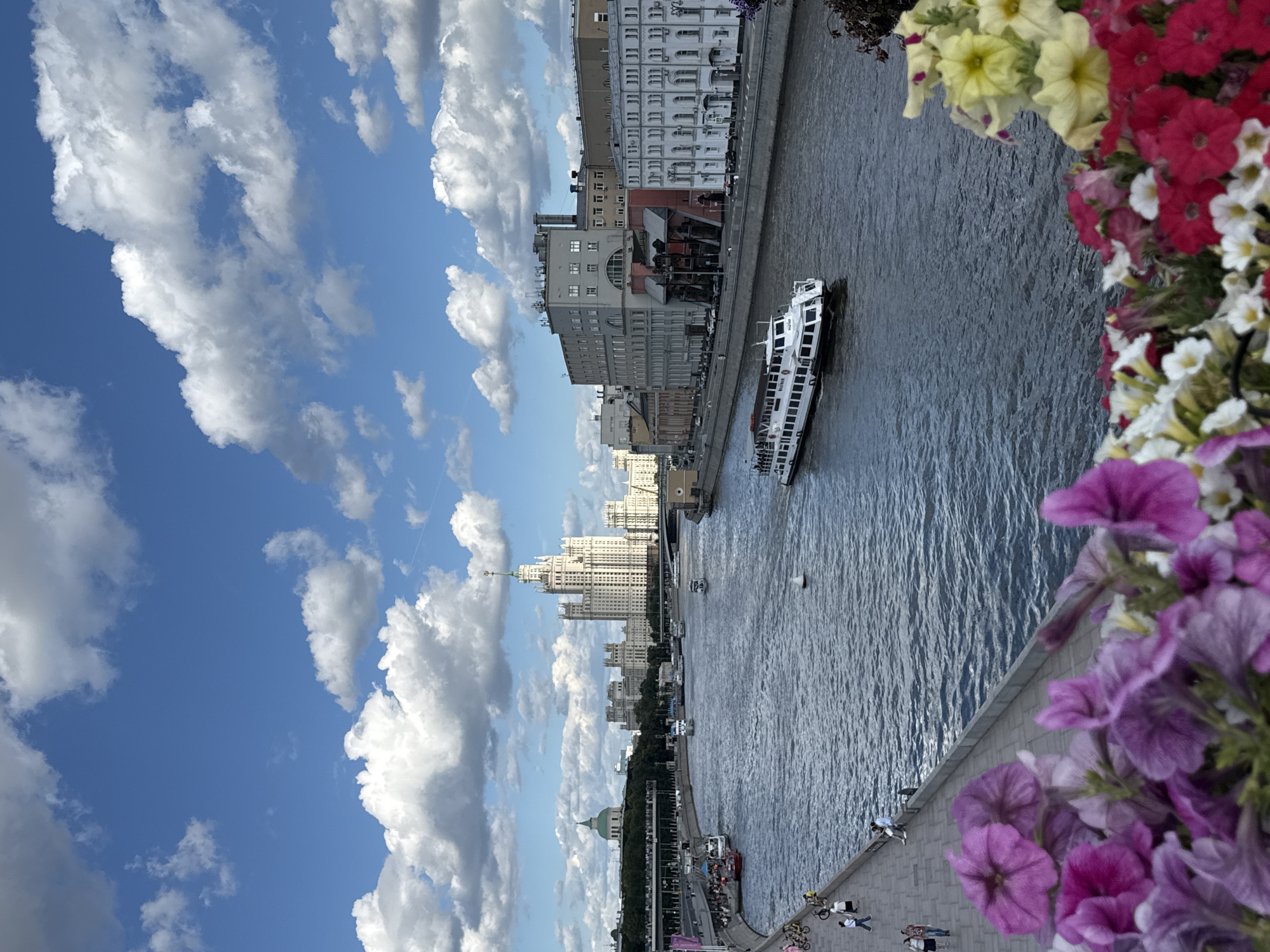 Afternoon around Red Square and the Moscow River embankment