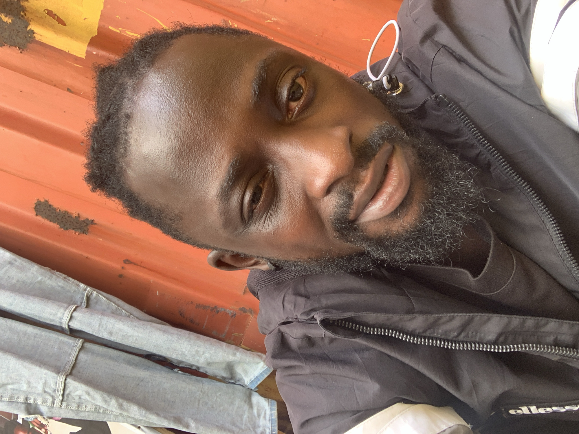Man photographed multiple times in Lekki, Nigeria