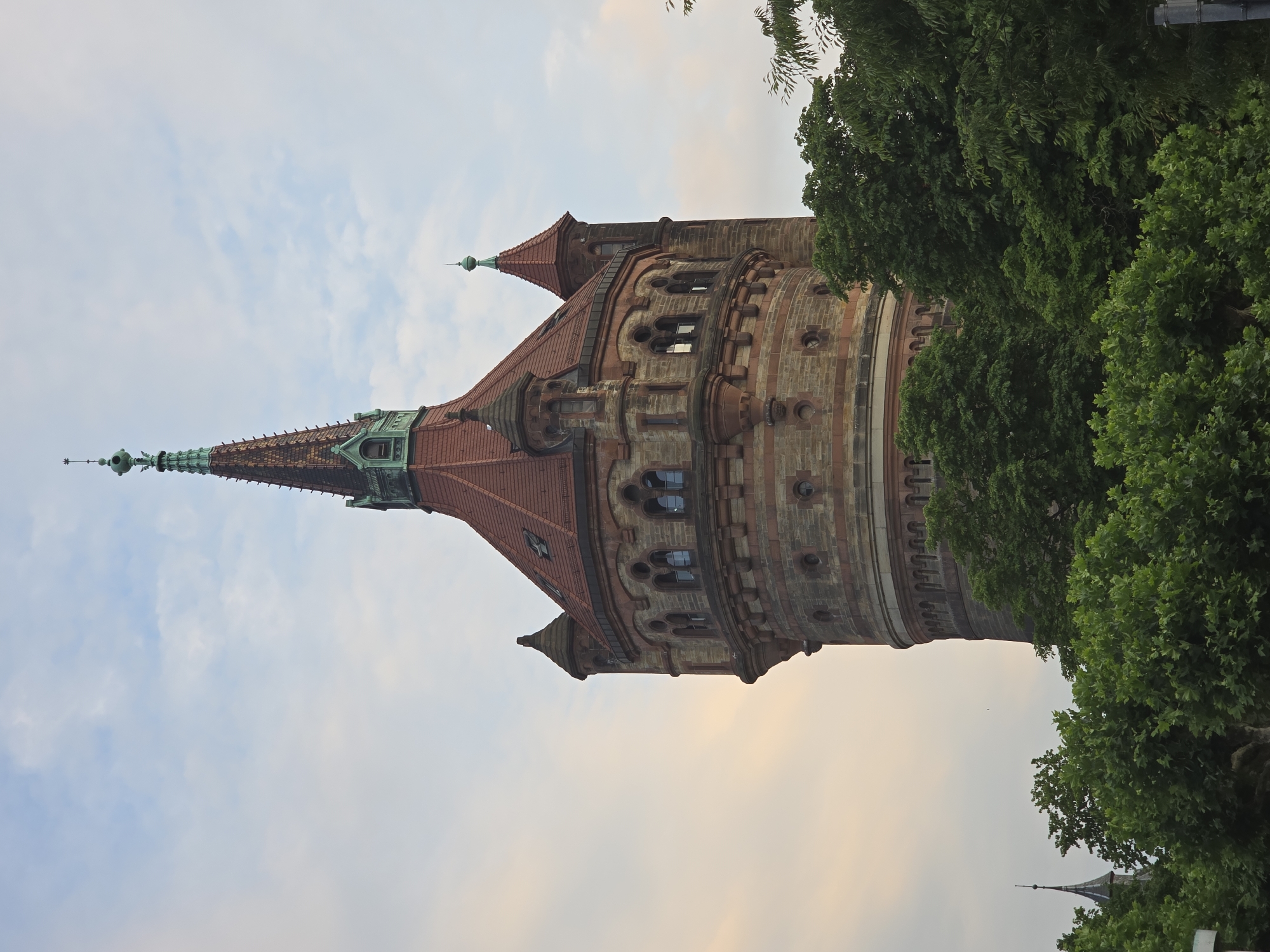 Evening stroll through Worms, mixing historic towers and street scenes