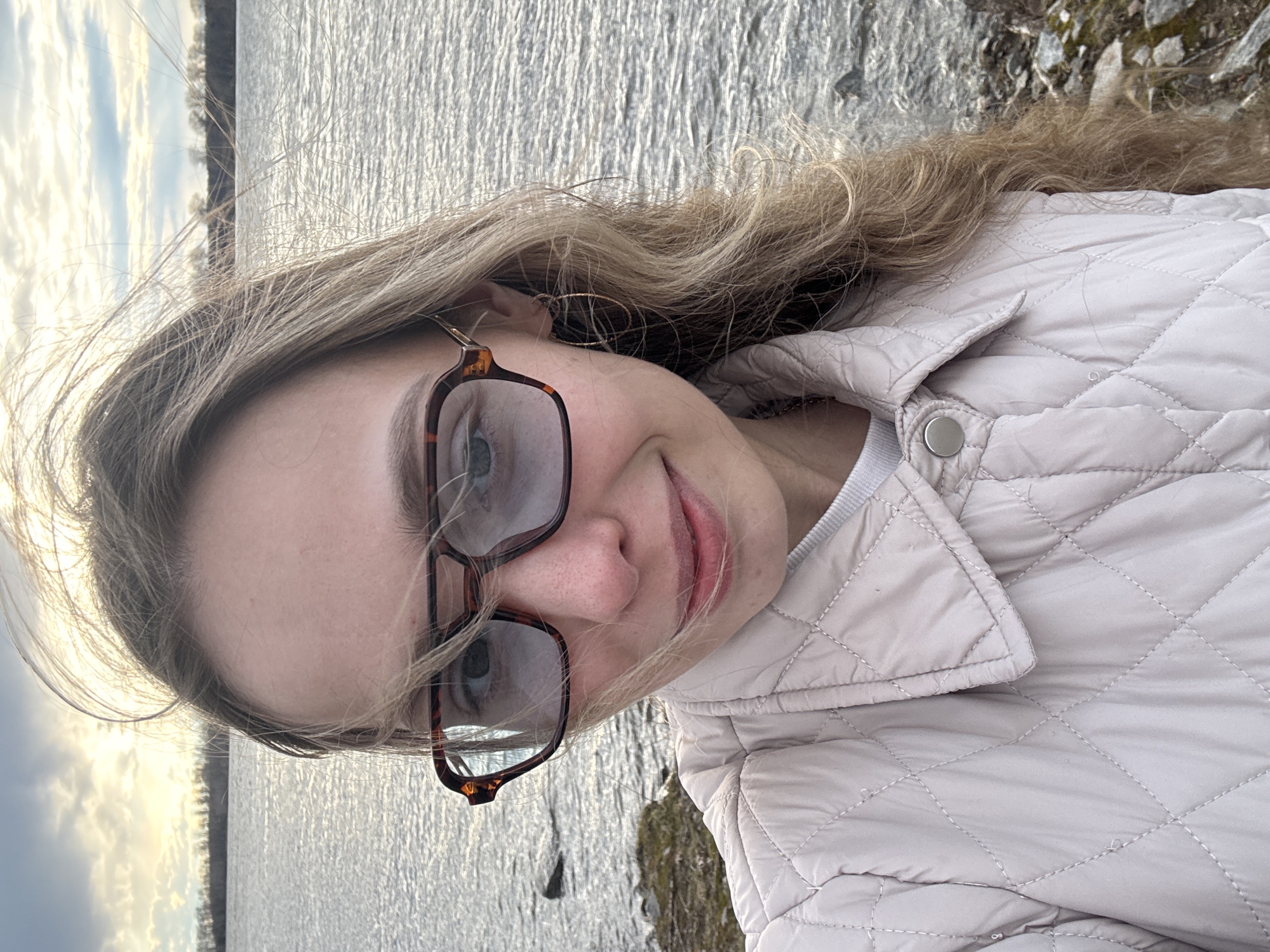 Woman takes selfie in Noviy, Russia