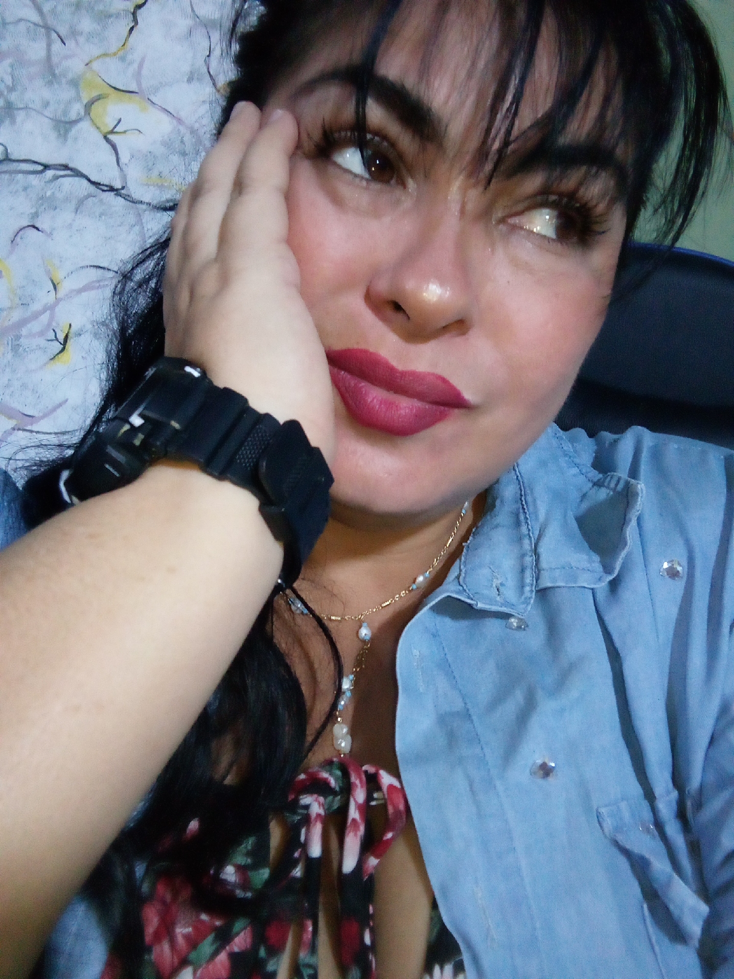 Woman photographed multiple times in Juan Griego, Venezuela afternoon