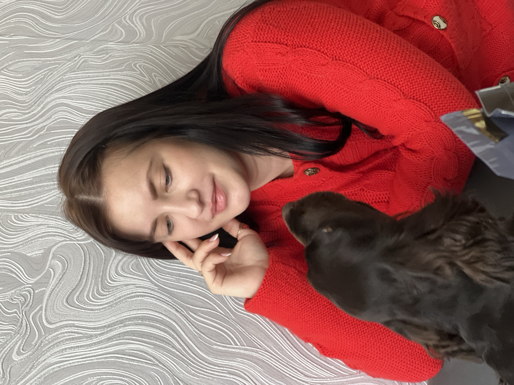 Morning routine with pets documented in Russian apartment