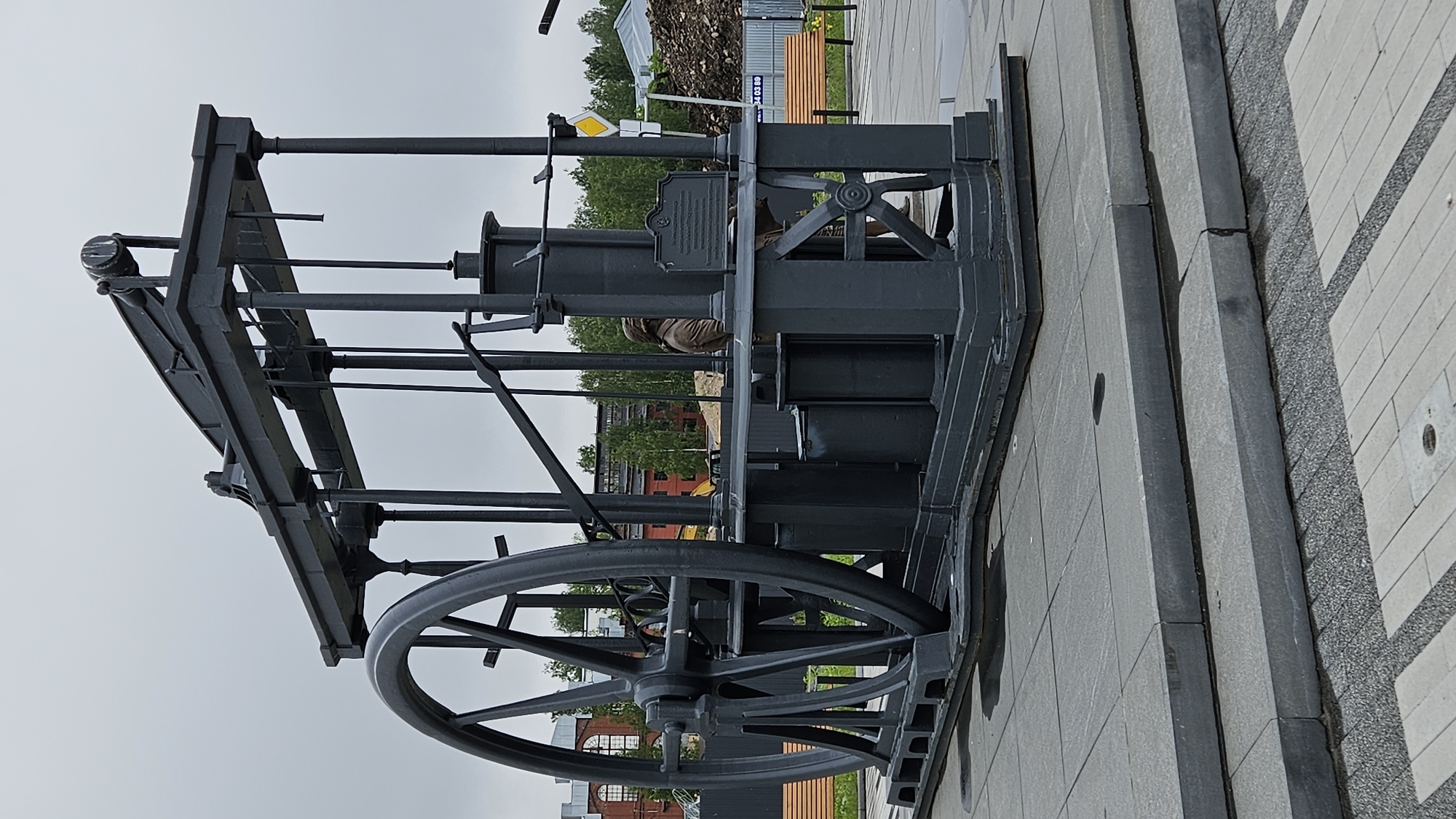 Industrial monuments and bronze sculptures documented in urban area