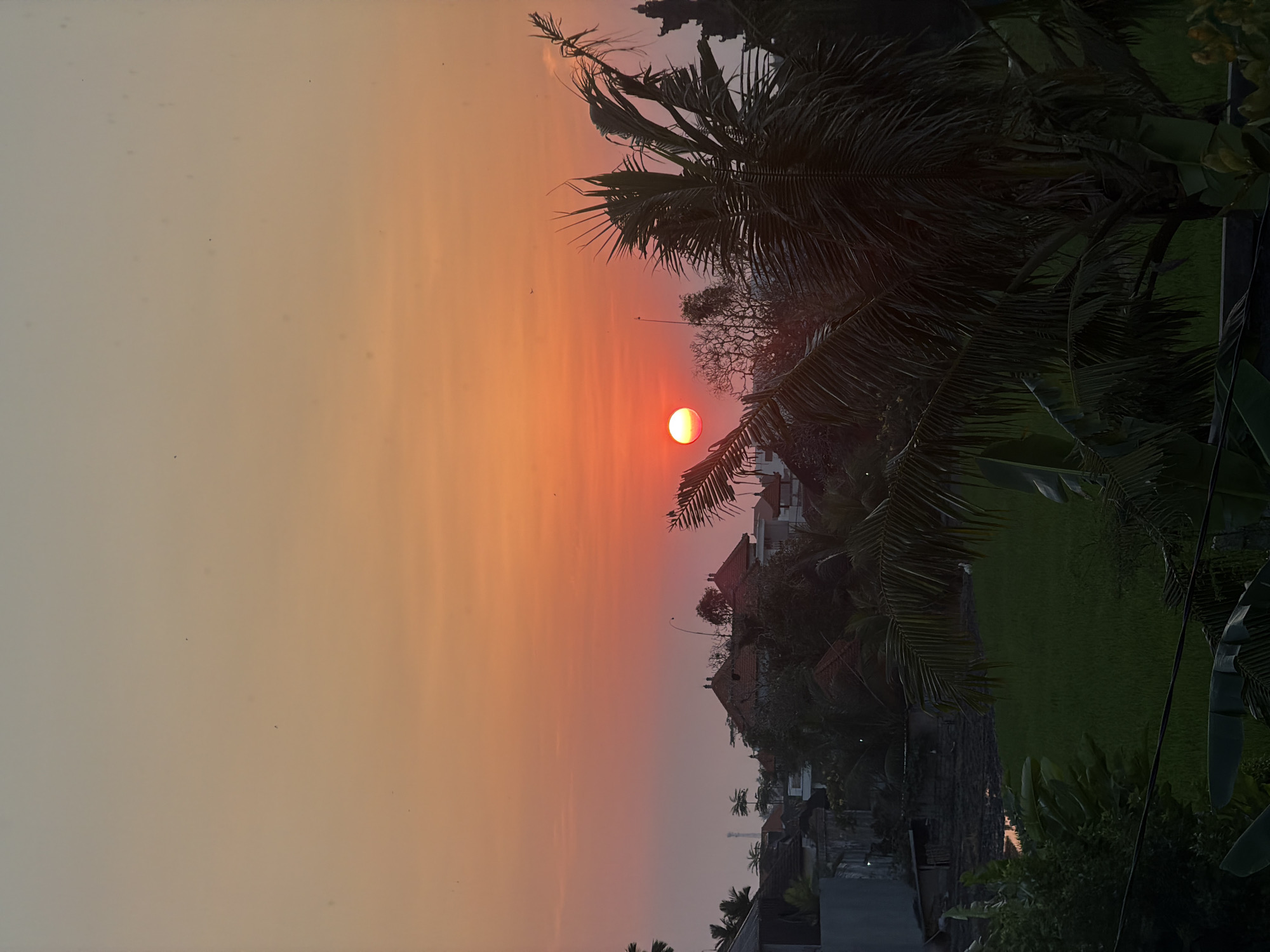 Sunset over Mengwi, filmed in real time