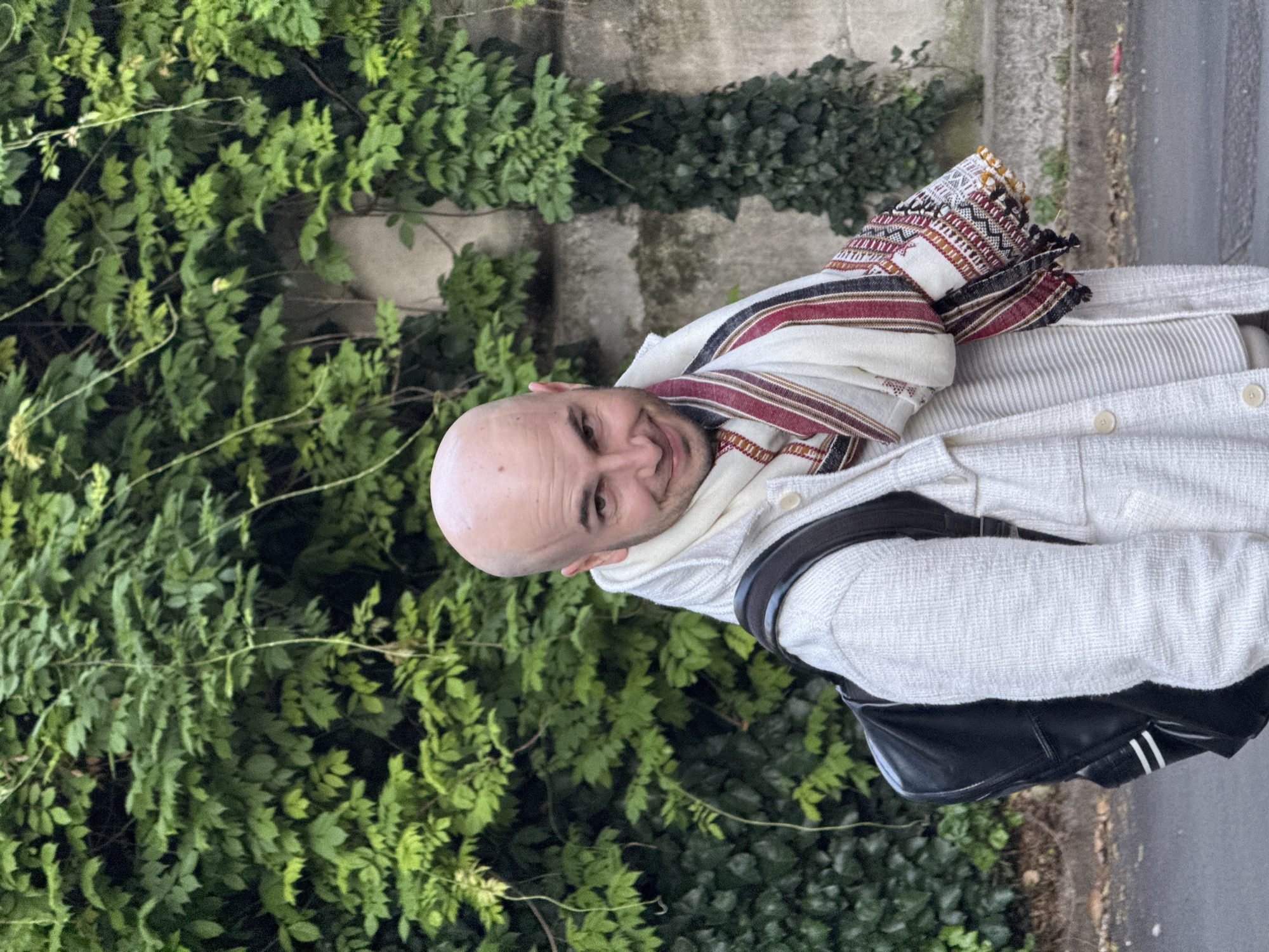 Casual street scenes documented in Milan evening
