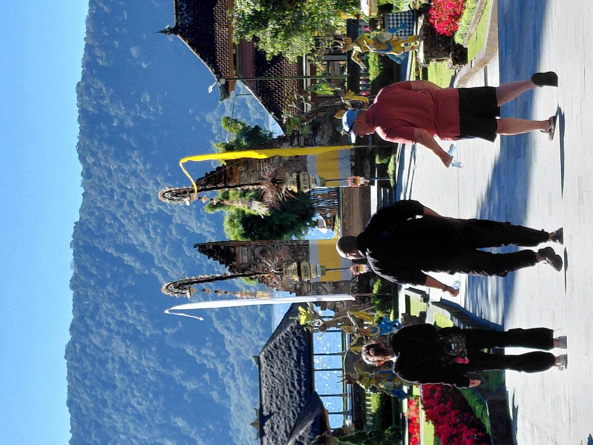 Pura Ulun Danu Bratan temple grounds, gardens, and lake