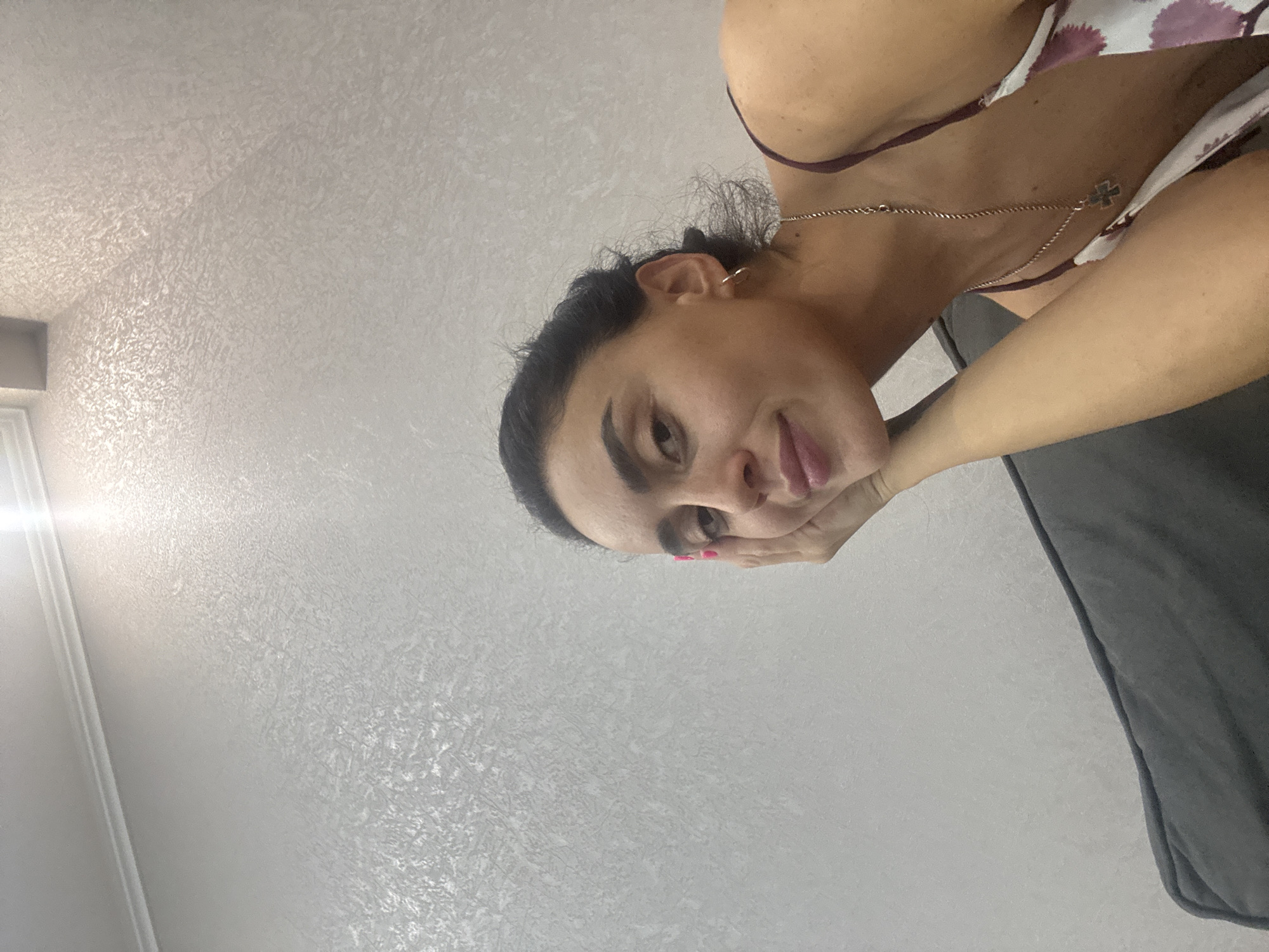 Chilling at home in Tbilisi, selfies and a late-night ride