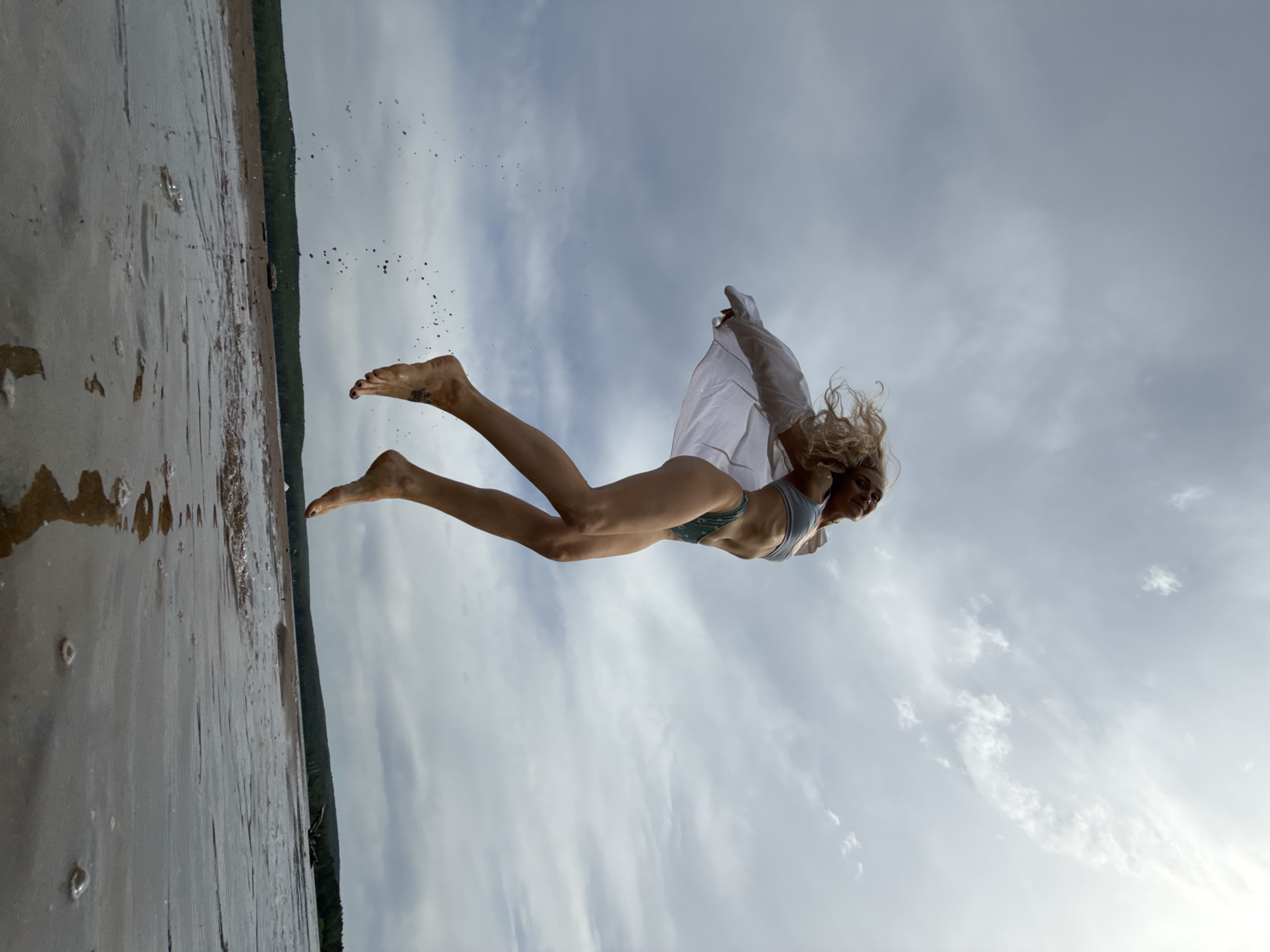 Multiple levitation sightings reported near Chaikovsky beach area