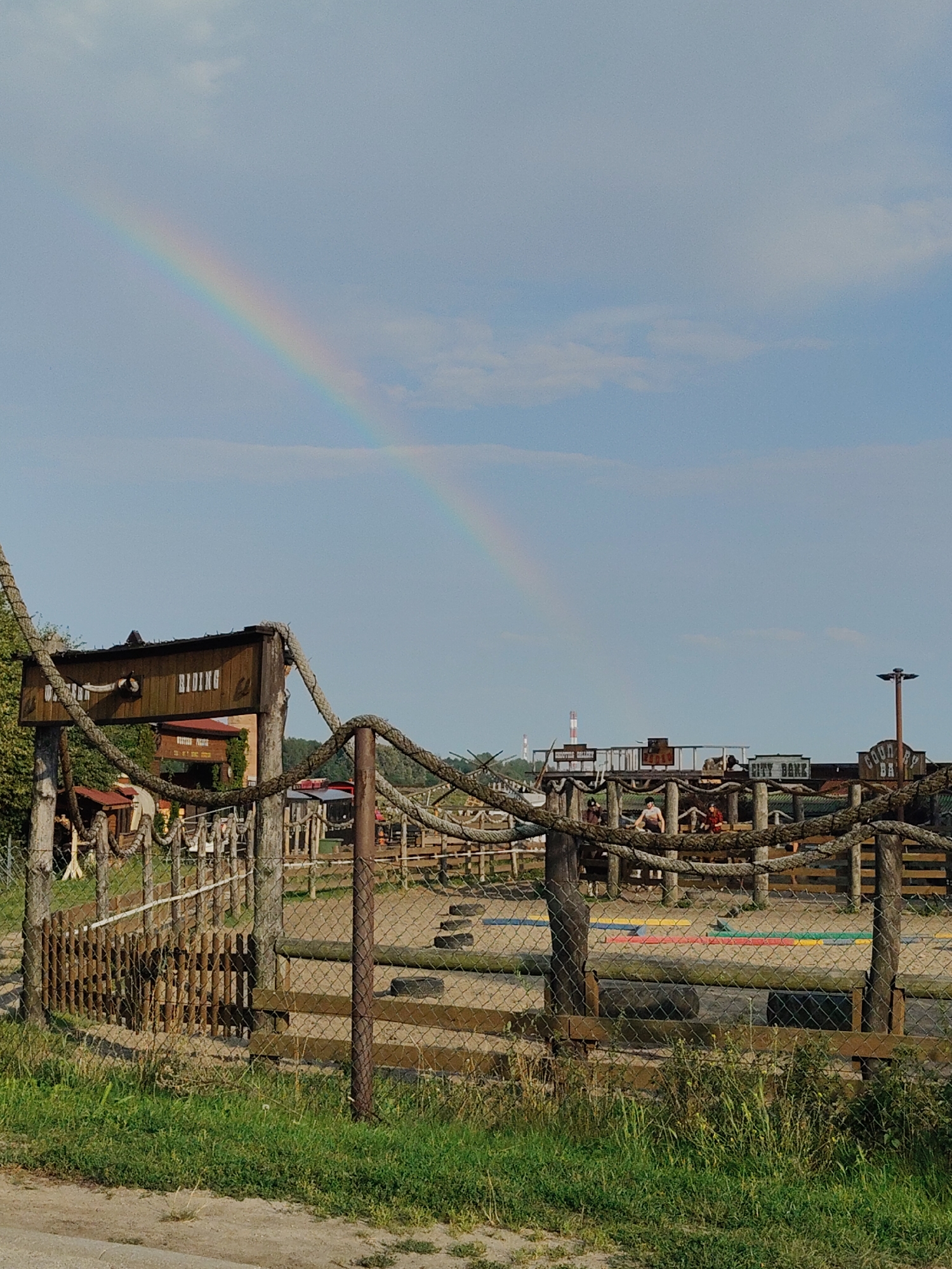 Afternoon wander through a Polish ranch and rural Dębogórze