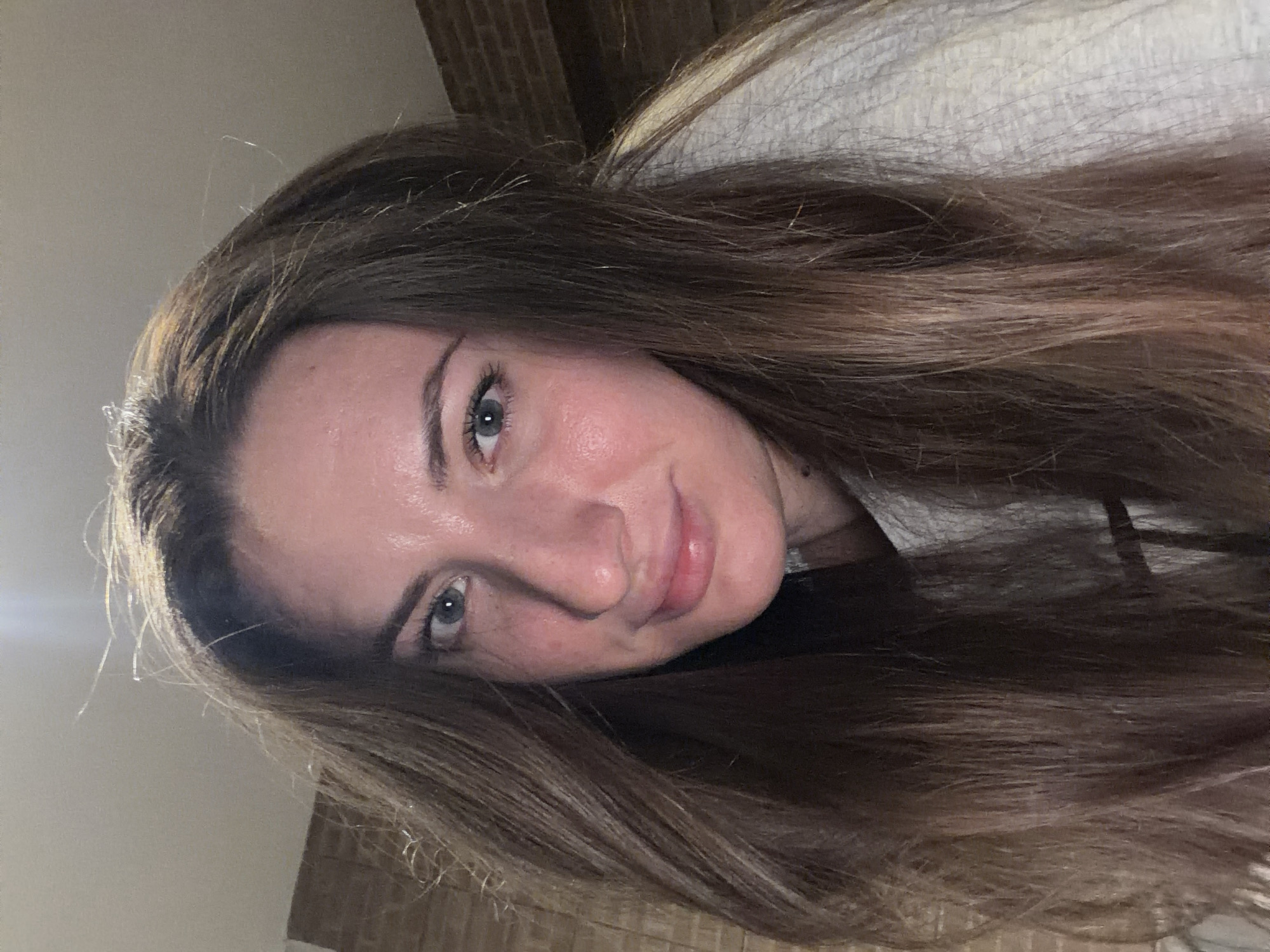 Hot dogs, quote graphics, and a selfie in Sharm El Sheikh