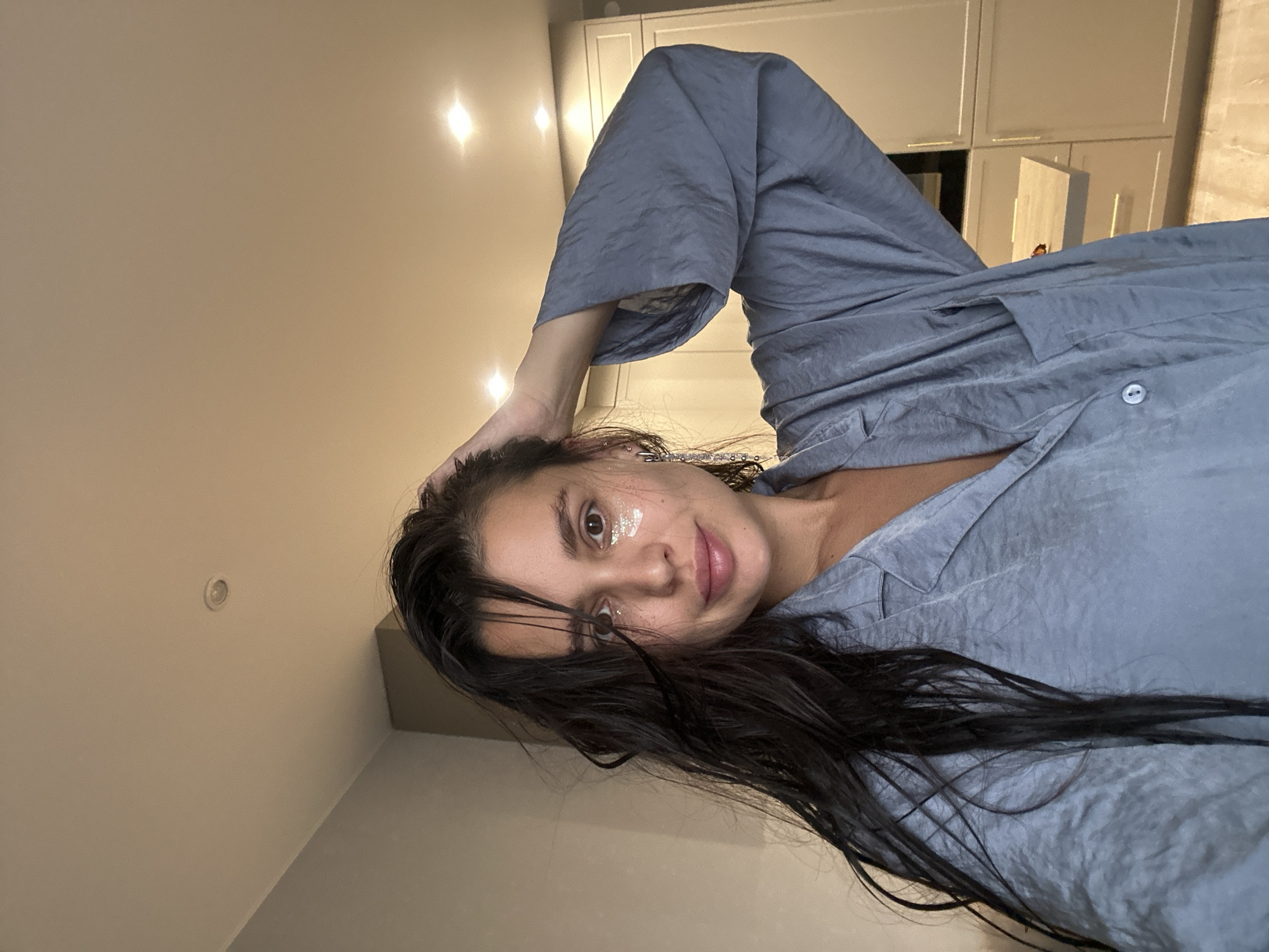 Lazy morning skincare selfies and pasta in a Perm apartment