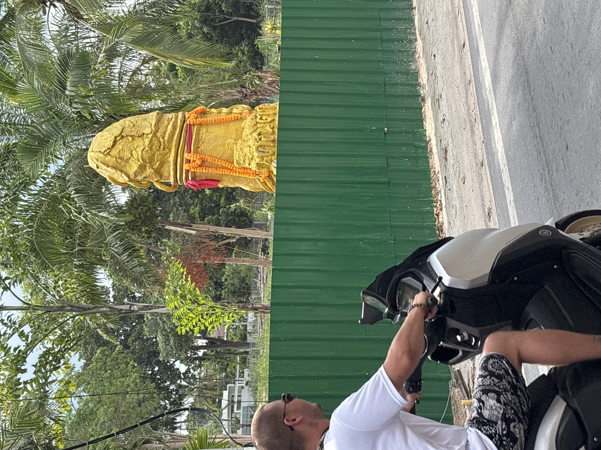 Daily life moments captured in บ้านบางรักษ์, Thailand