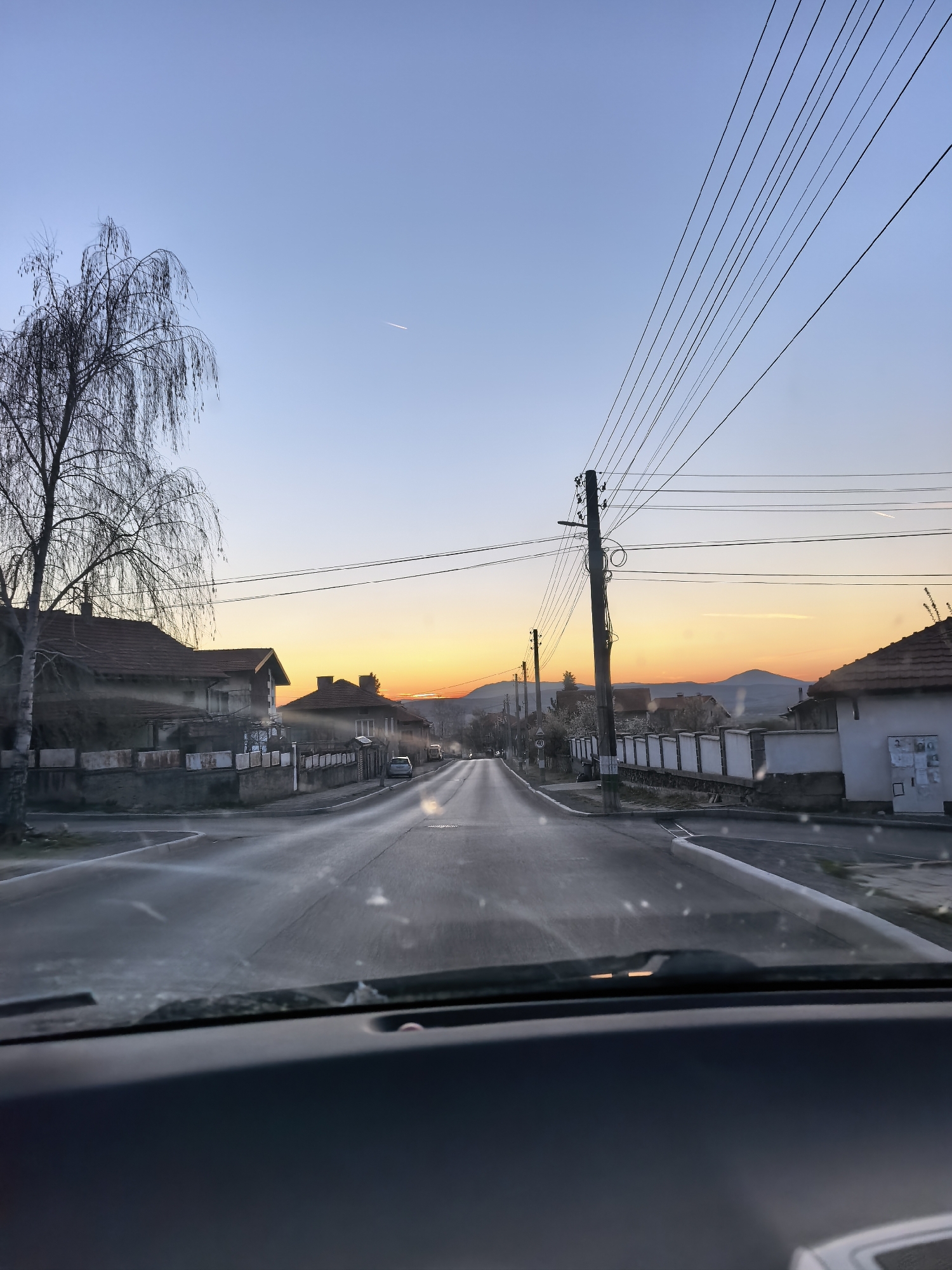 Contrasting urban decay and residential life captured minutes apart
