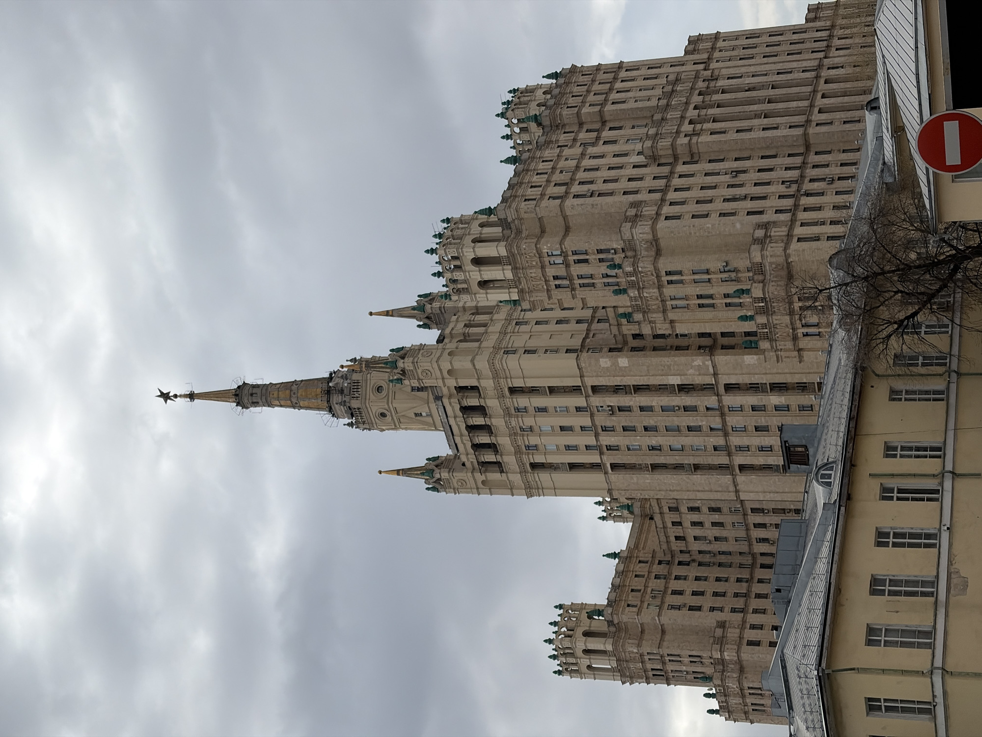 Moscow street scenes and Stalinist architecture documented by witnesses