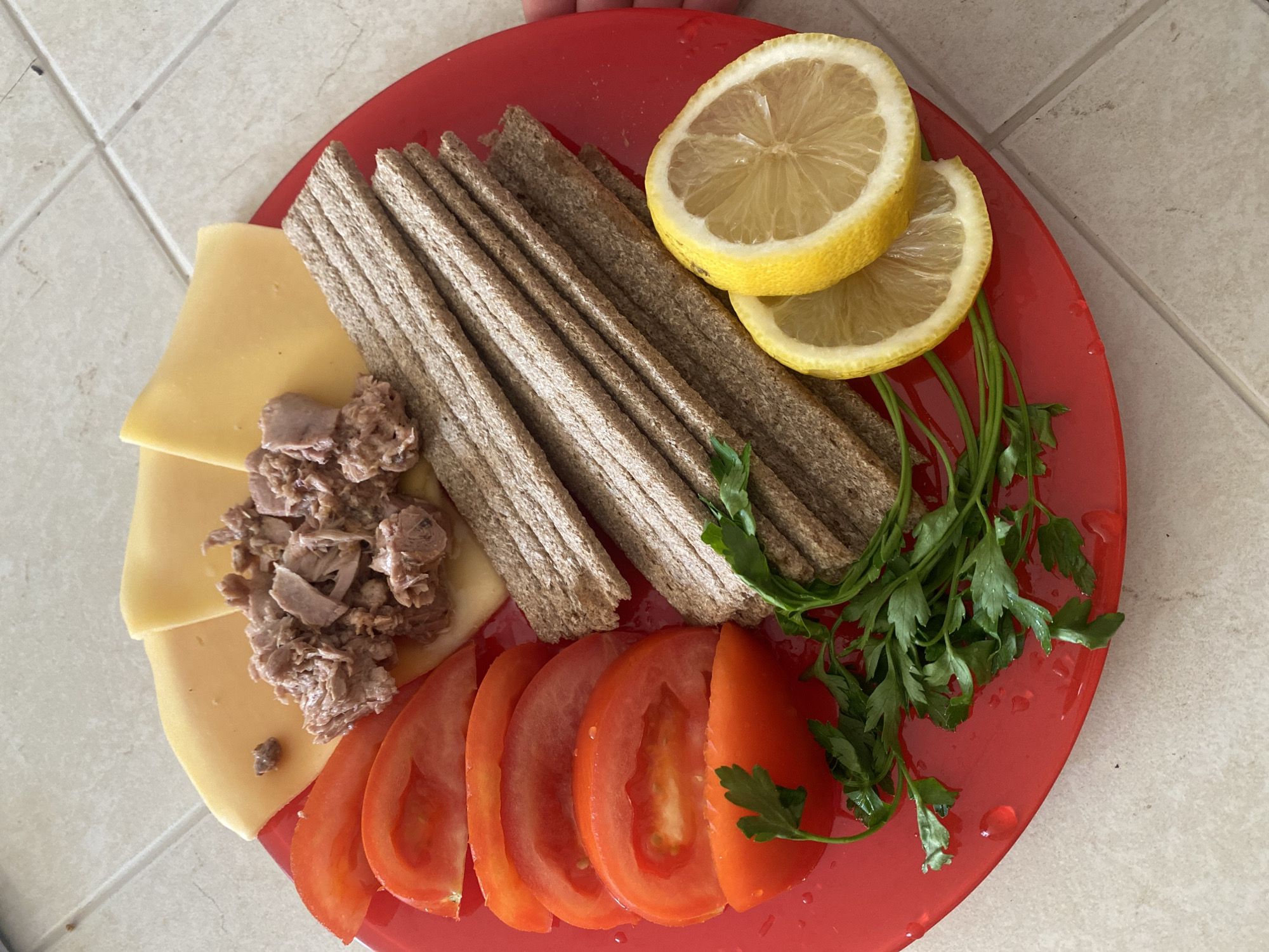Casual lunch spread and portraits in Lida, Belarus