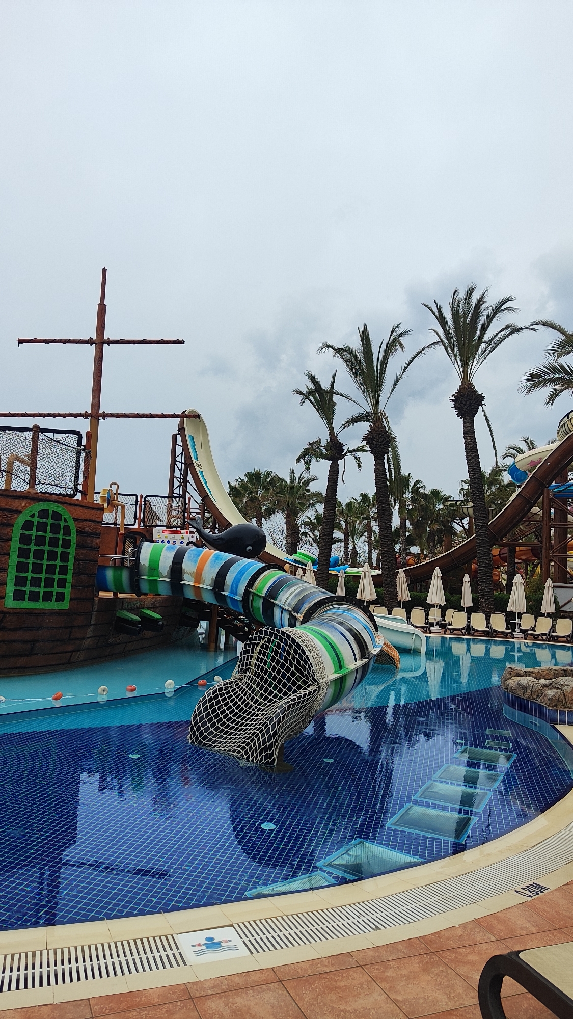 Tourist captures themed waterpark attractions in Alanya, Turkey