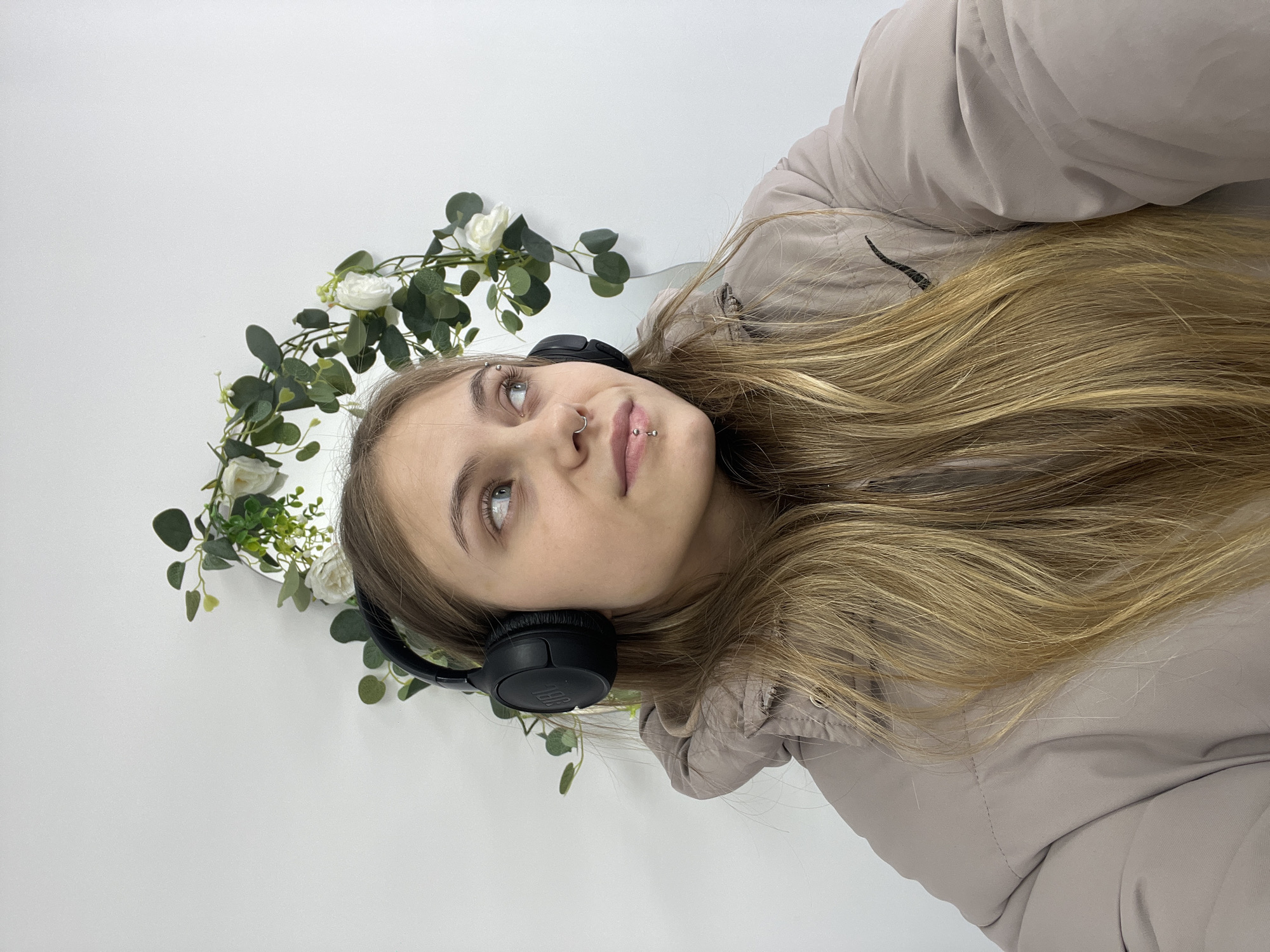 Casual portraits and sky photography documented in Фоки, Russia
