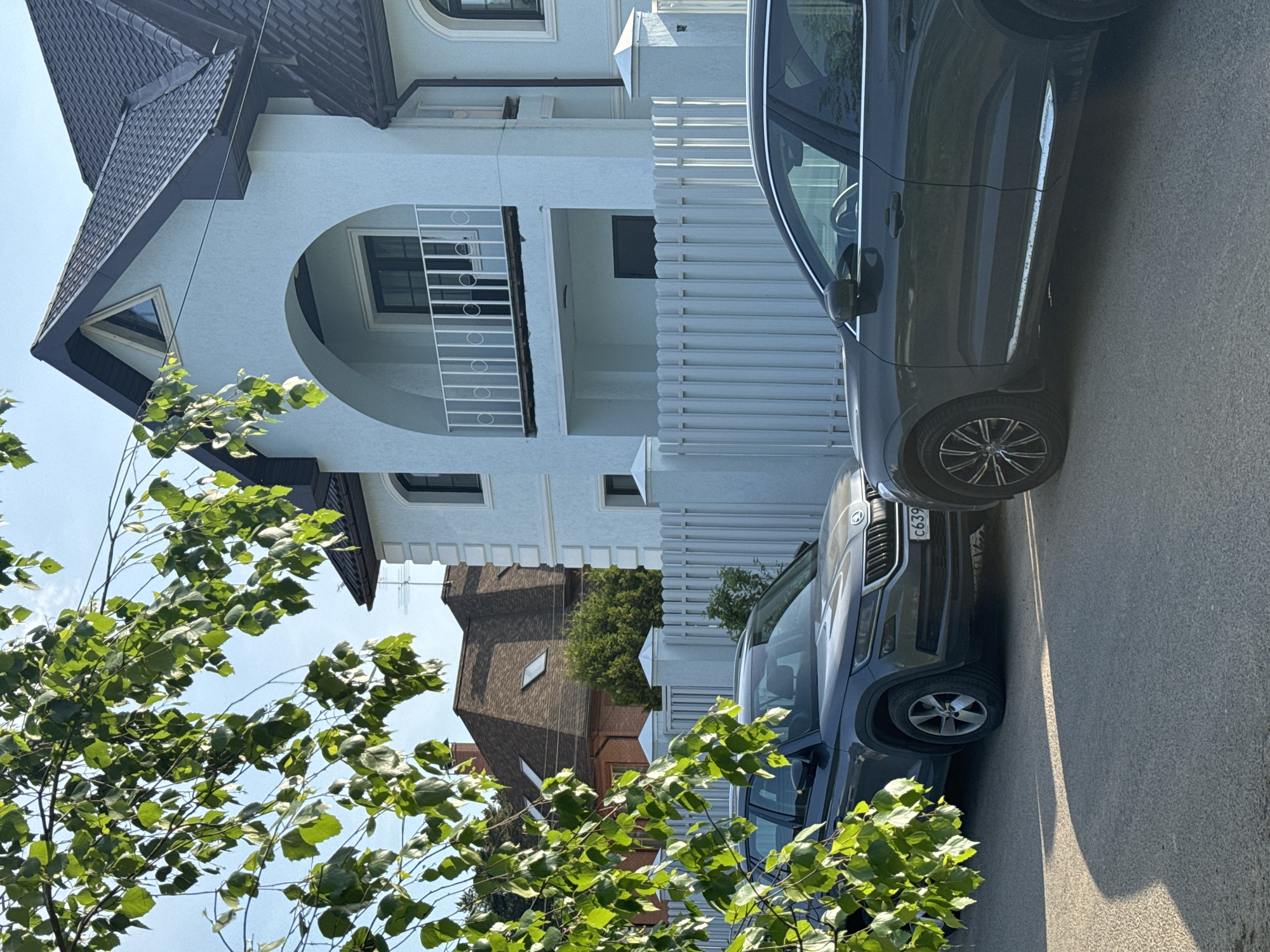 Residential street scenes documented in Селекционер-2 Снт, Russia