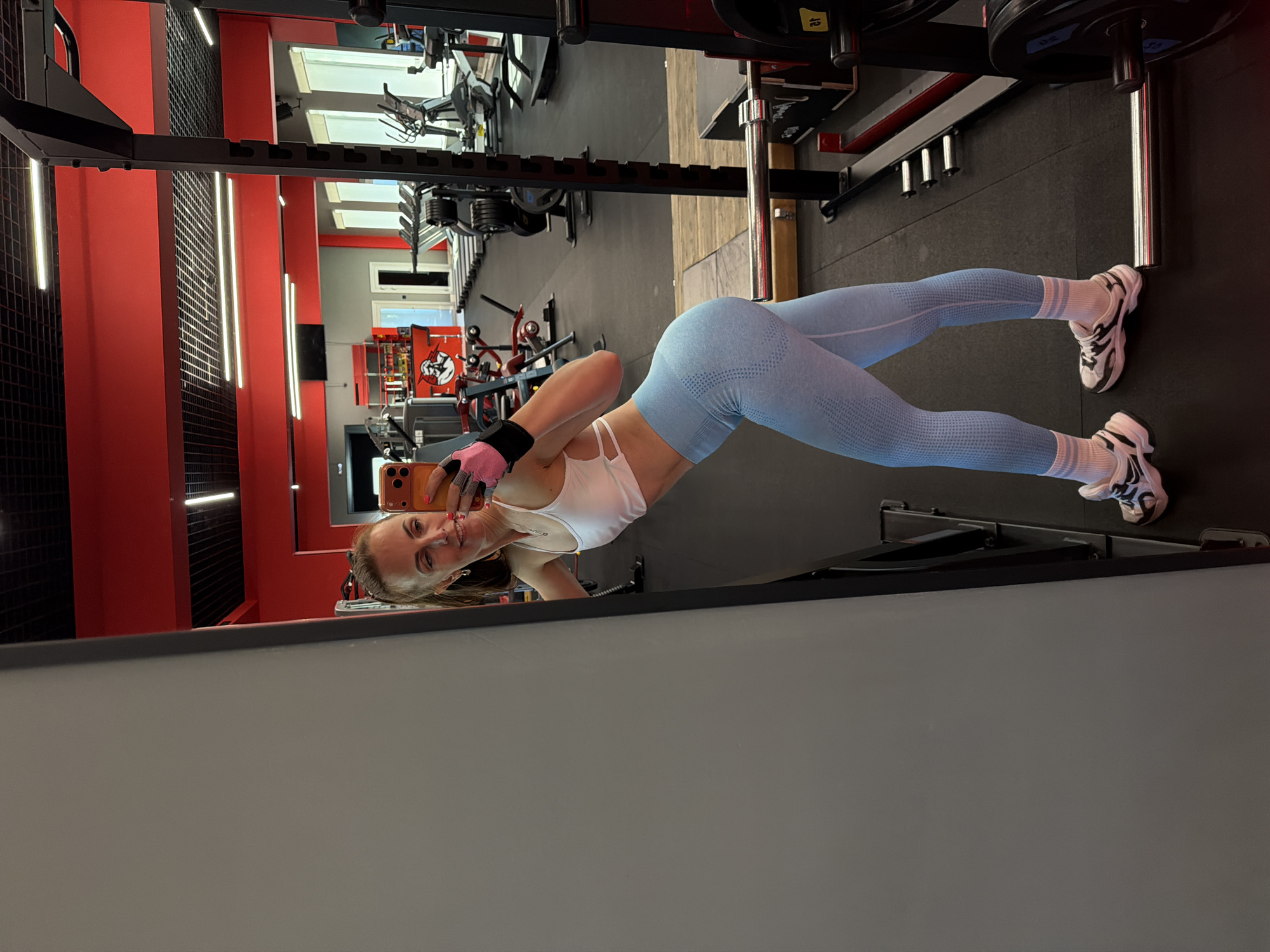 Woman documents workout session at Birobidzhan gym