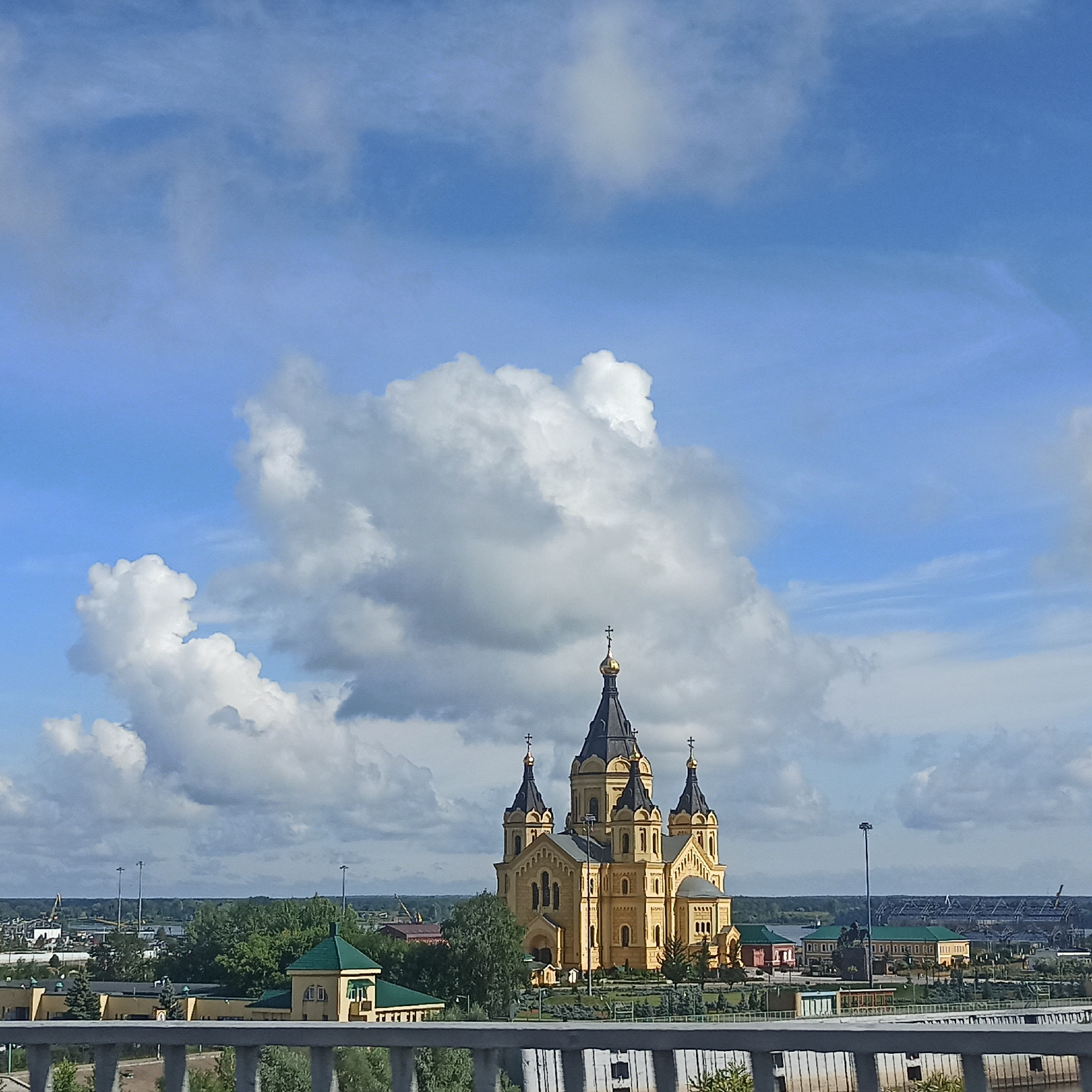 Along the Volga: Nizhny Novgorod's landmarks on a July morning