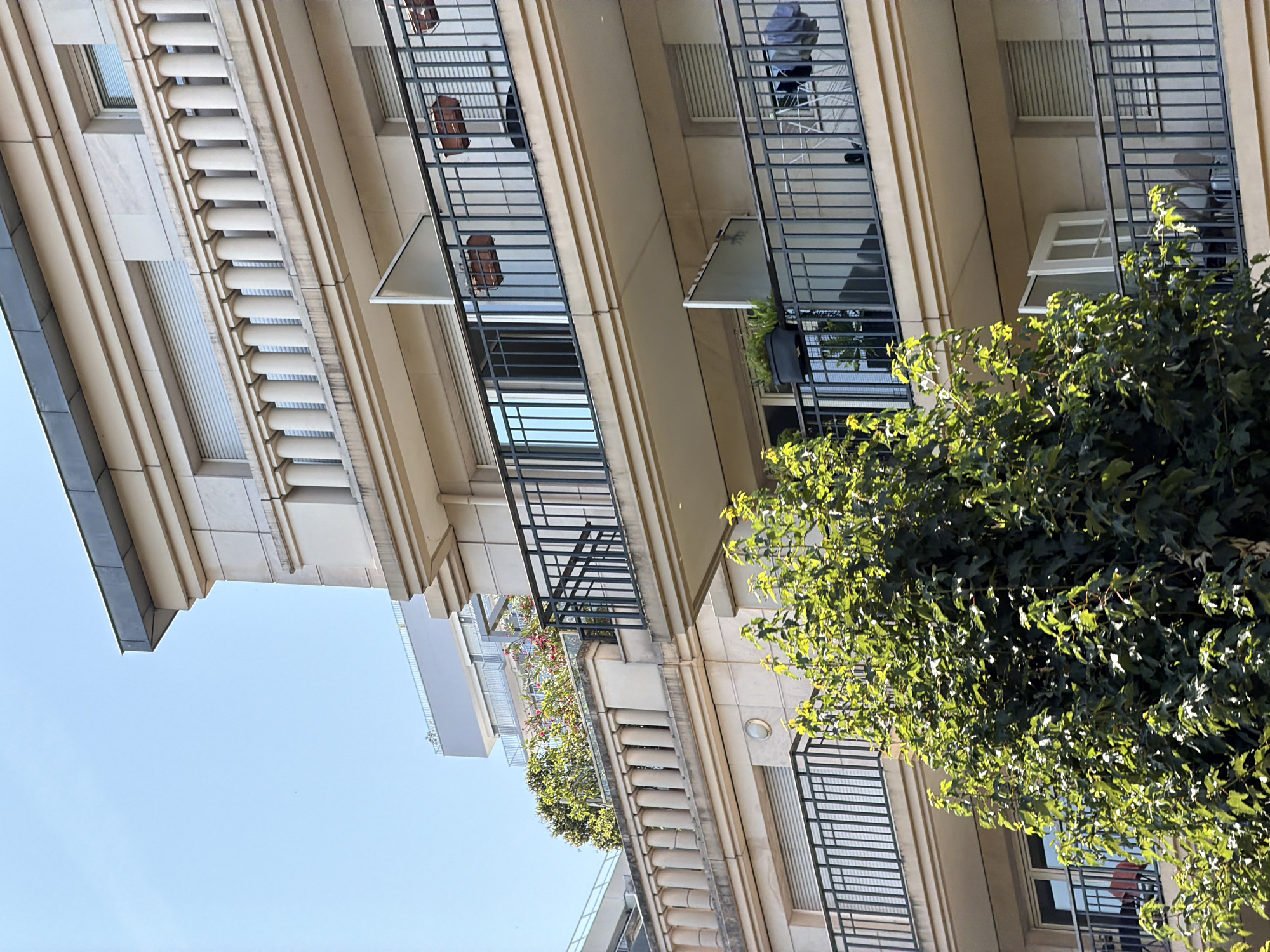 Architecture survey through Puteaux's towers and streets