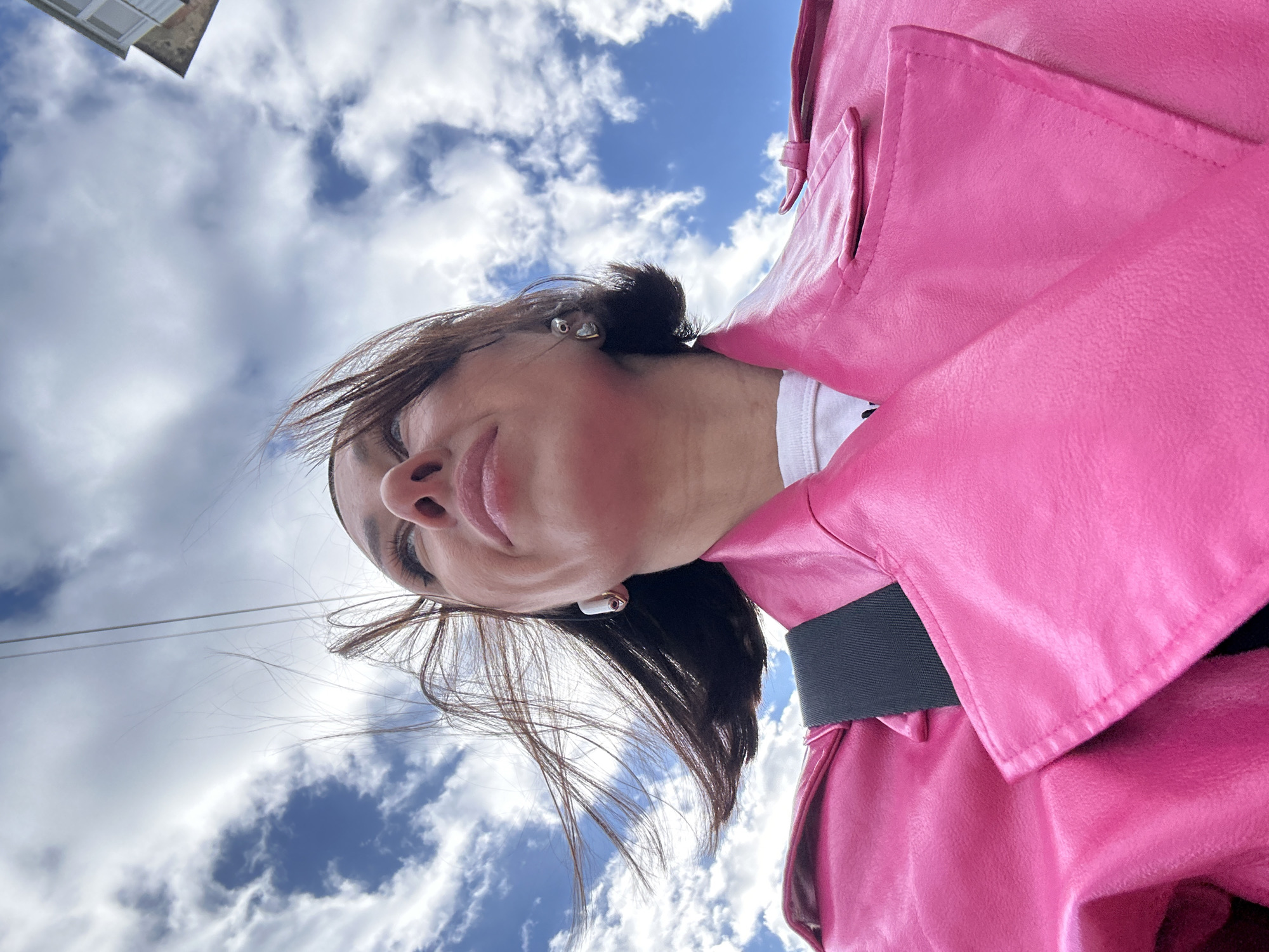 Woman documents pink-themed day out in Votkinsk, Russia