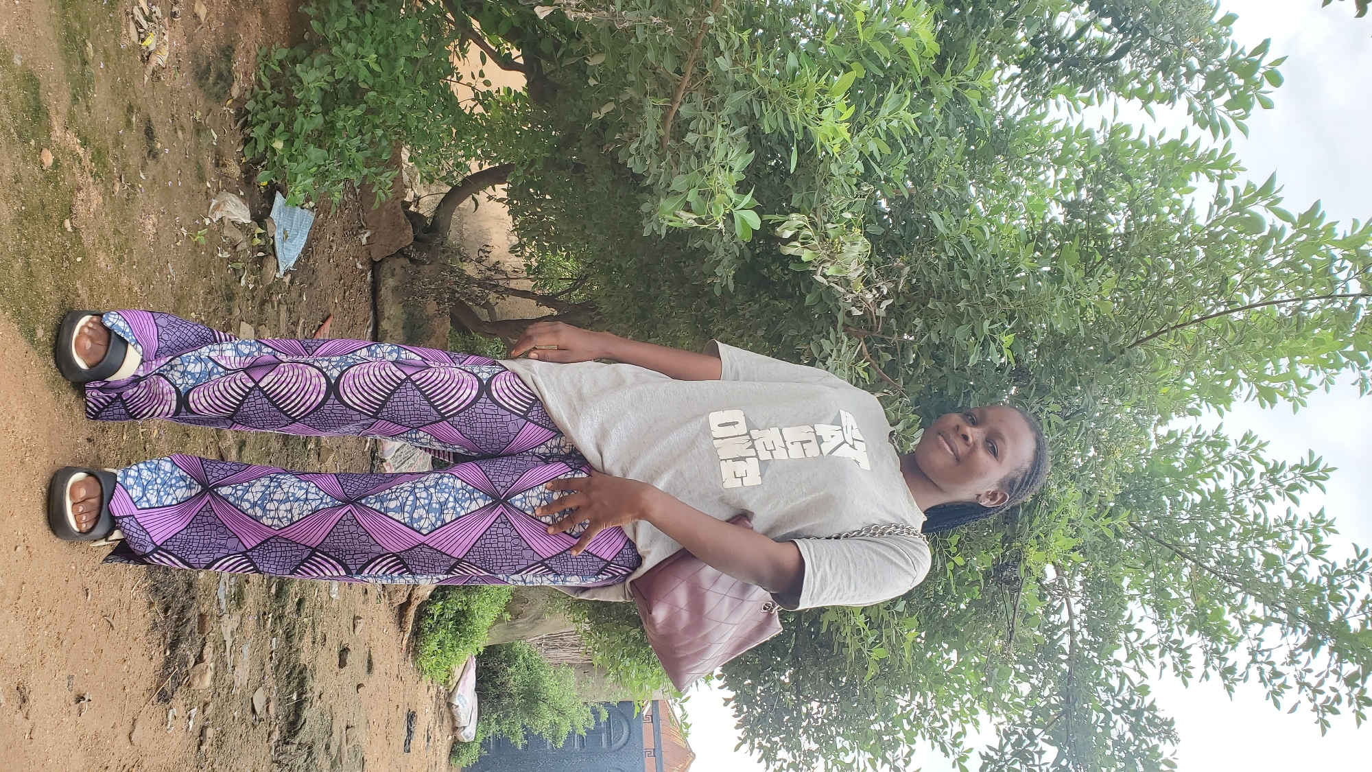 Casual outdoor portraits and nature details in Jalingo, Nigeria