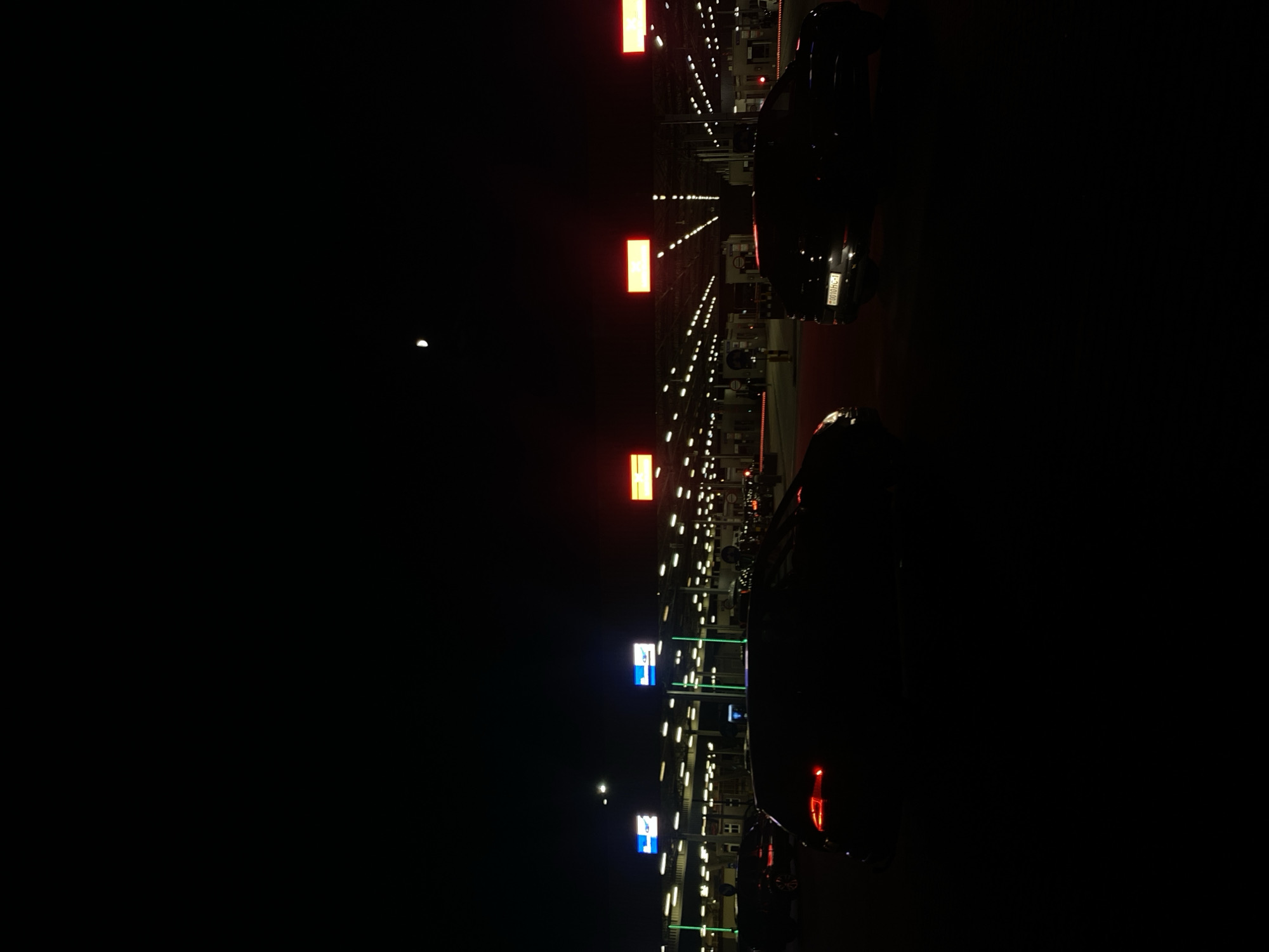 Nighttime queue at the Terespol–Belarus border crossing