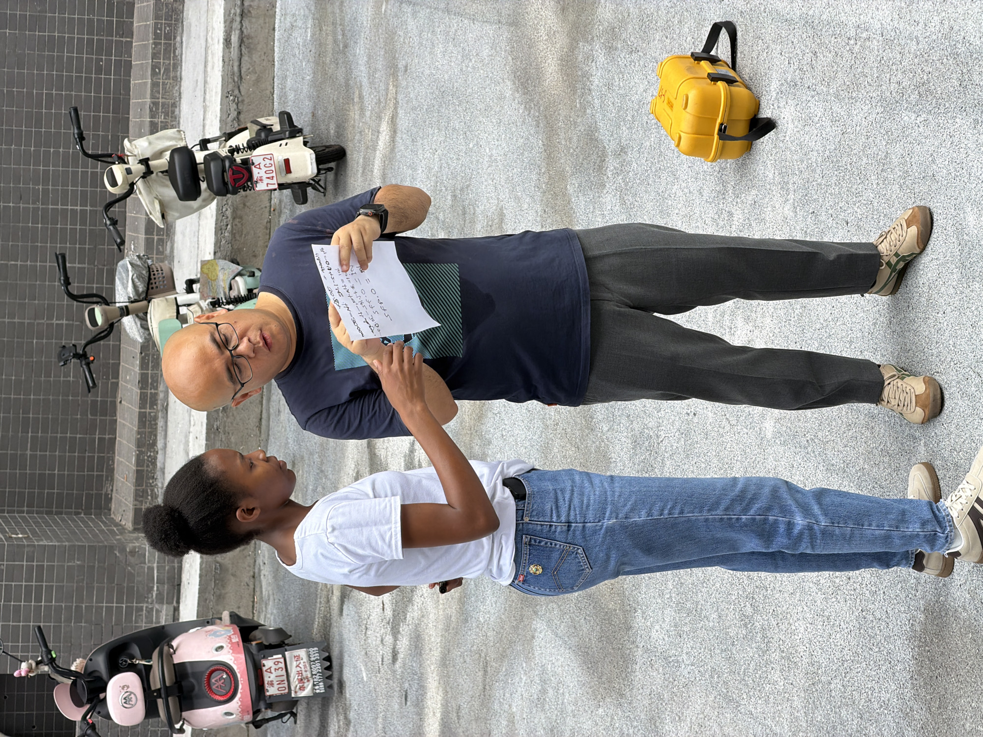 Surveying training session conducted in Jiangjin university courtyard